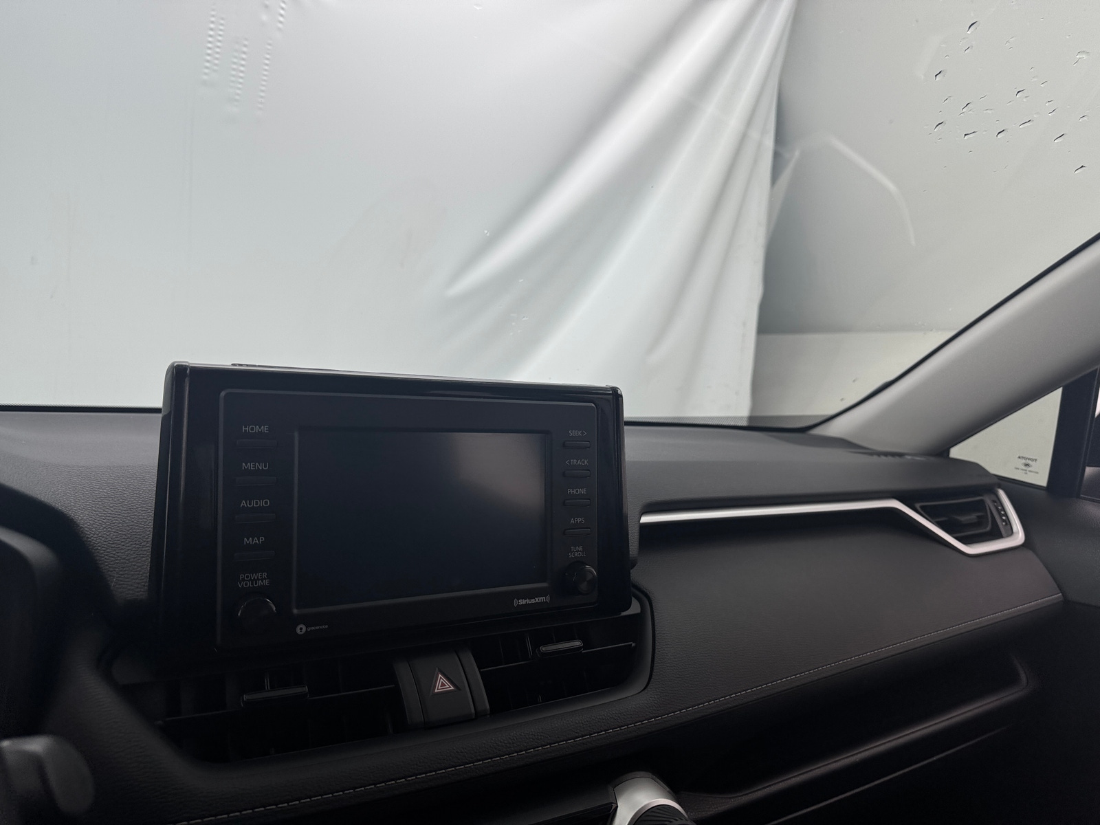 Thumbnail: 2020 Toyota RAV4 - 4