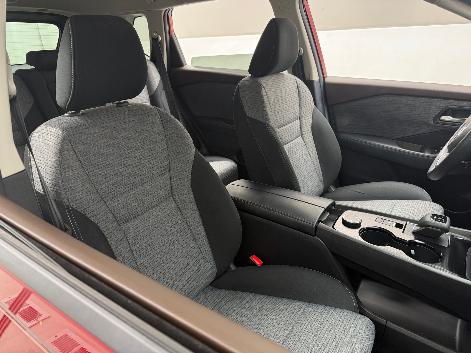 Thumbnail: 2023 Nissan Rogue - 2