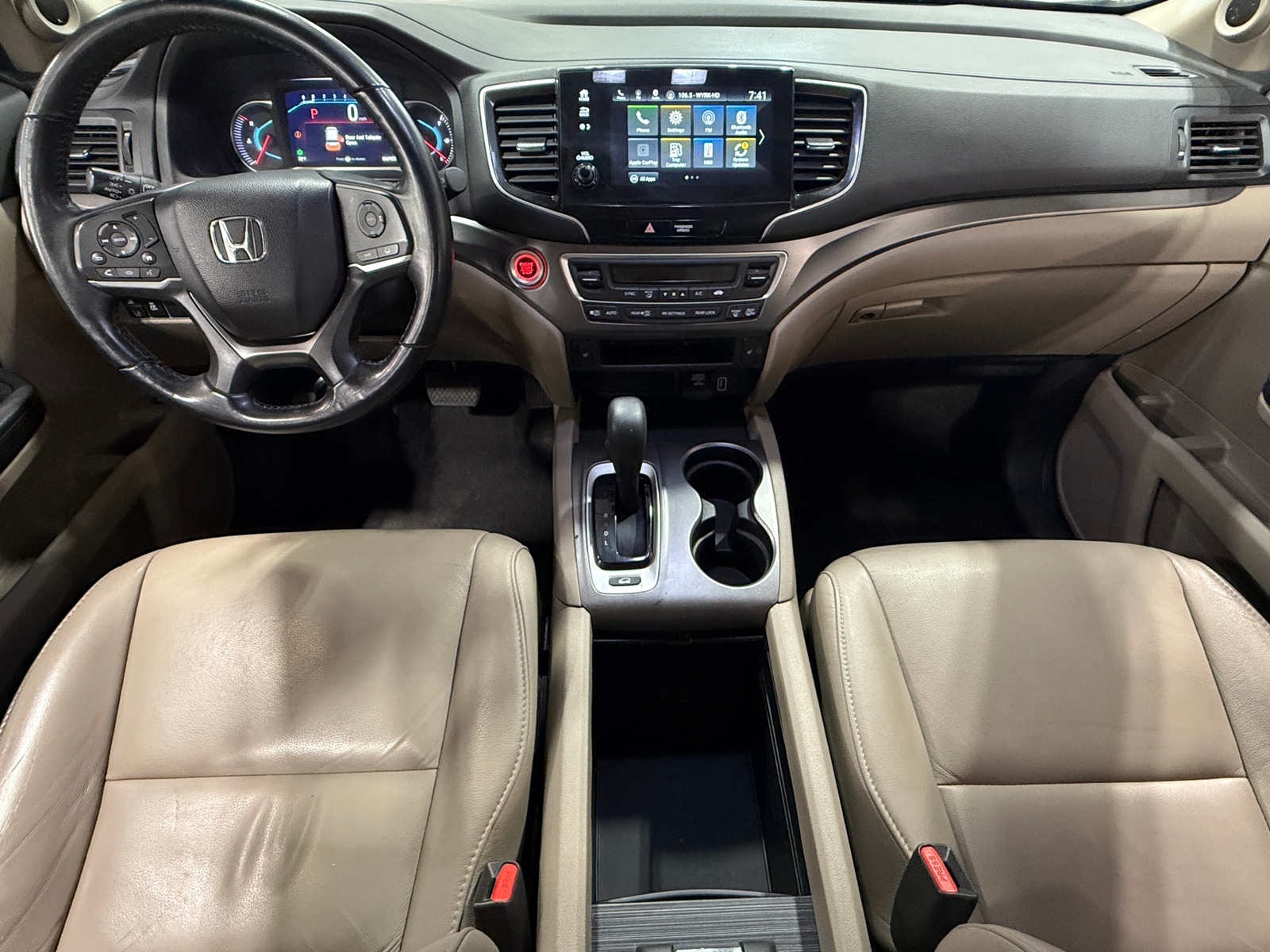 Thumbnail: 2019 Honda Pilot - 2