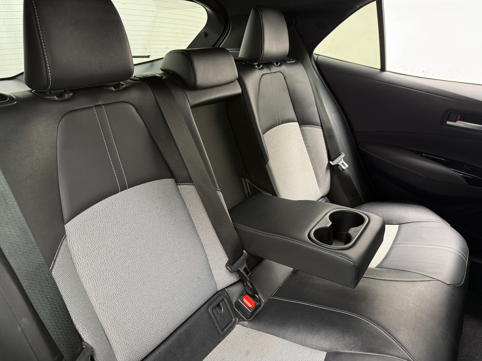 Thumbnail: 2022 Toyota Corolla - 6