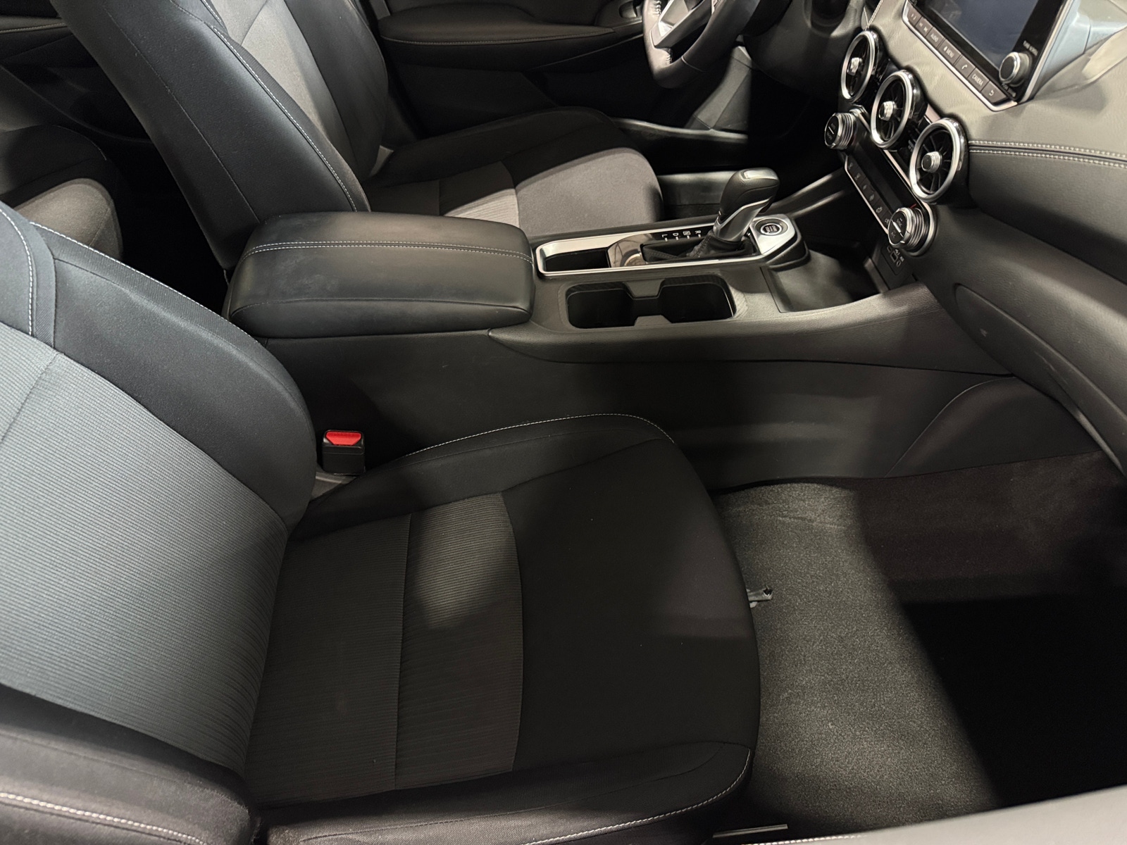 Thumbnail: 2020 Nissan Sentra - 2