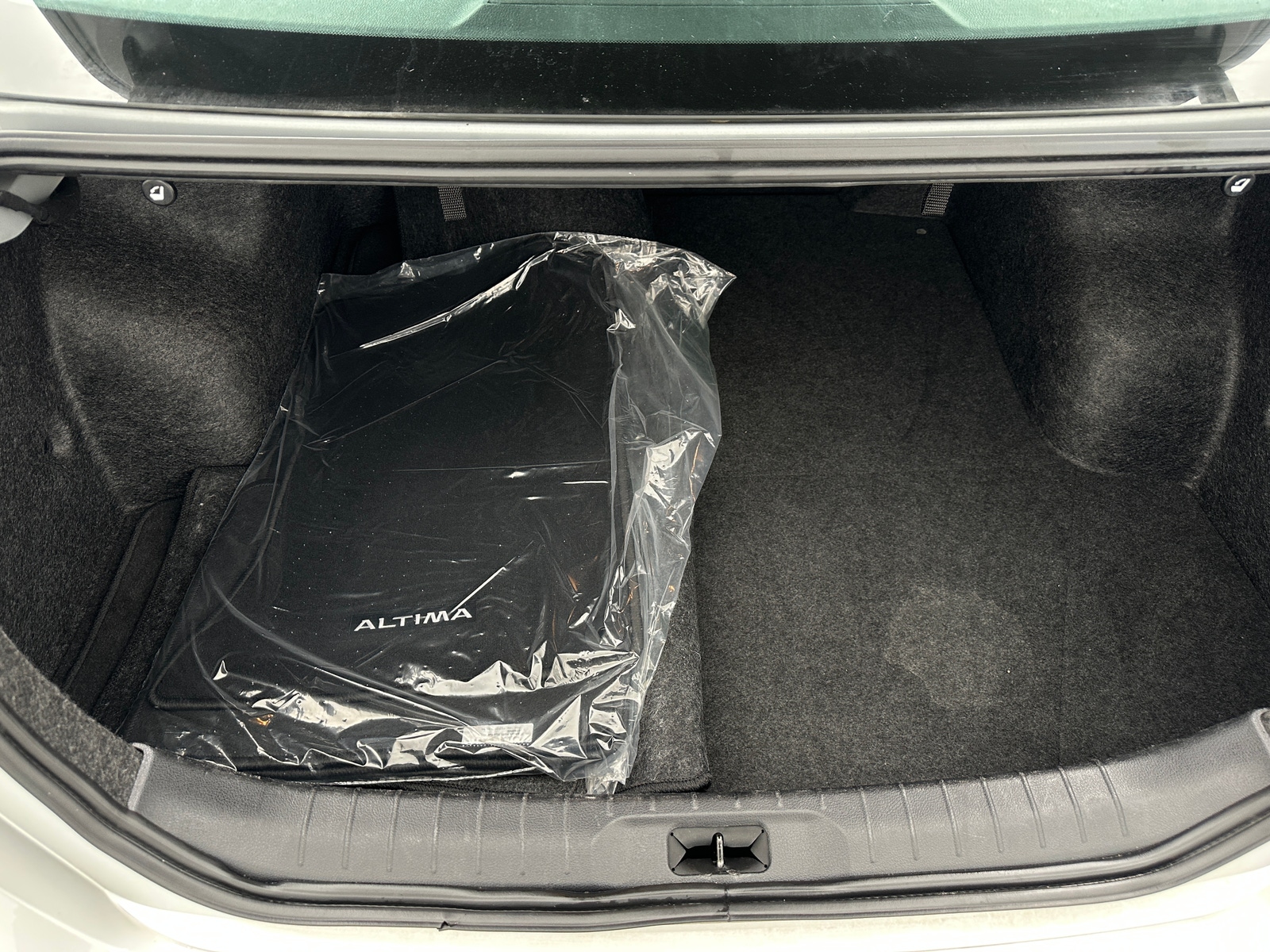 Thumbnail: 2024 Nissan Altima - 7