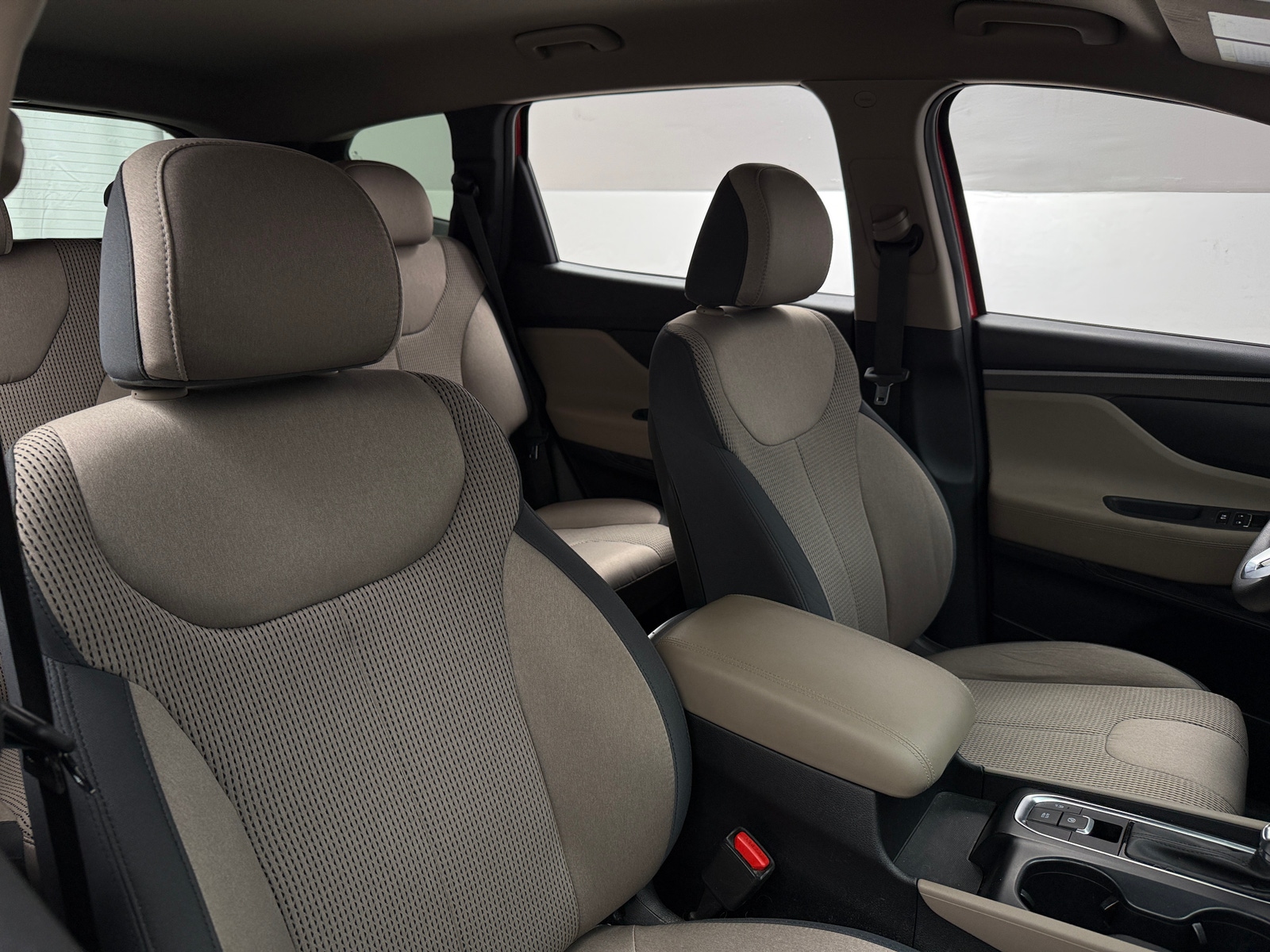 Thumbnail: 2019 Hyundai Santa Fe - 2