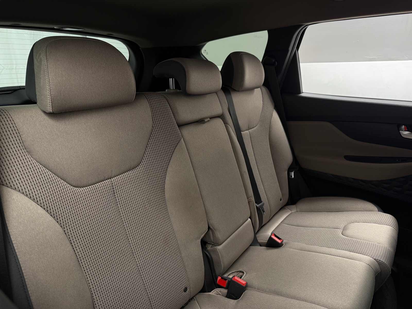 Thumbnail: 2019 Hyundai Santa Fe - 6