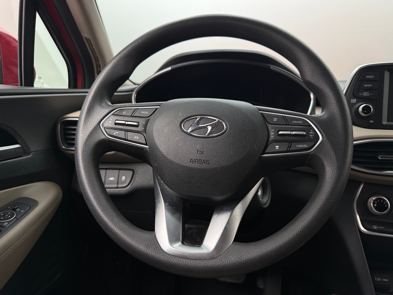 Thumbnail: 2019 Hyundai Santa Fe - 5