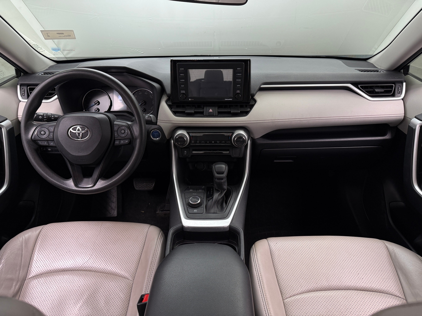 Thumbnail: 2021 Toyota RAV4 - 3