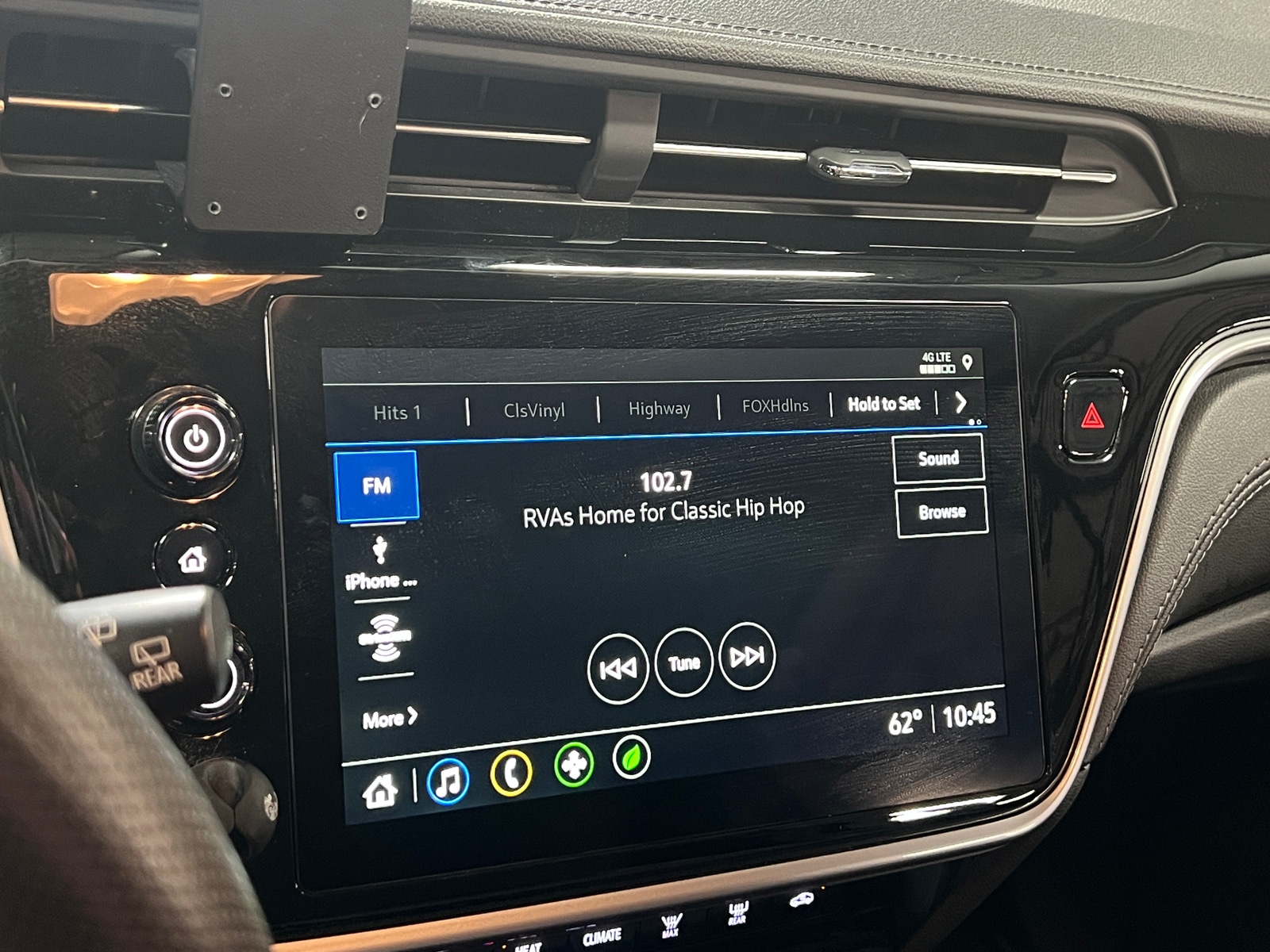 Thumbnail: 2023 Chevrolet Bolt EUV - 4