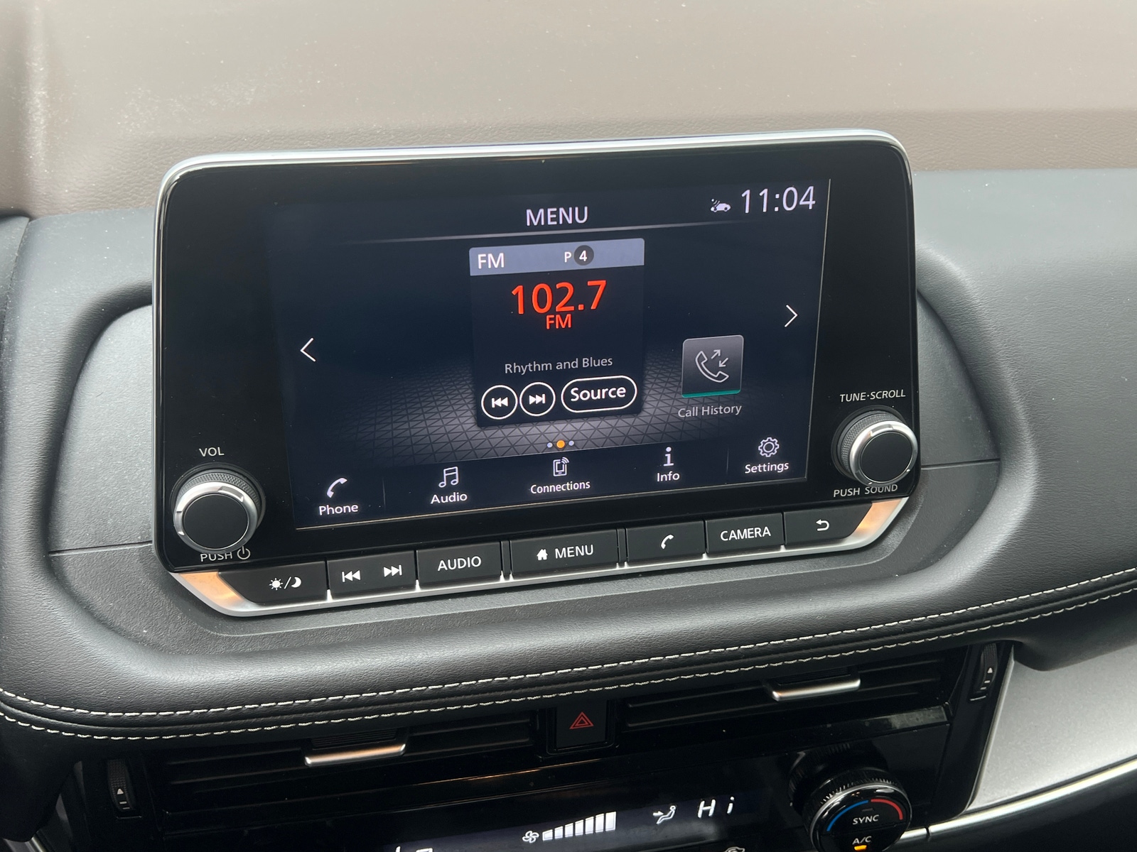 Thumbnail: 2022 Nissan Rogue - 4