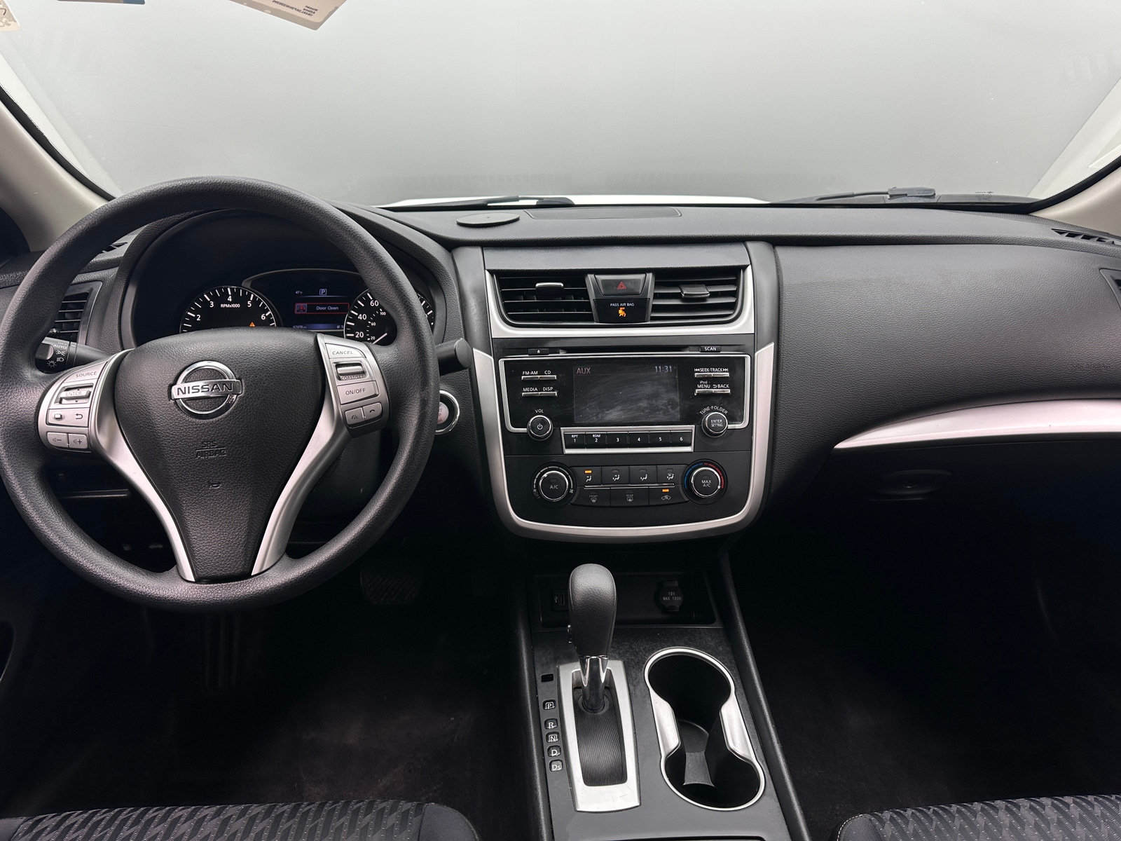 Thumbnail: 2017 Nissan Altima - 3