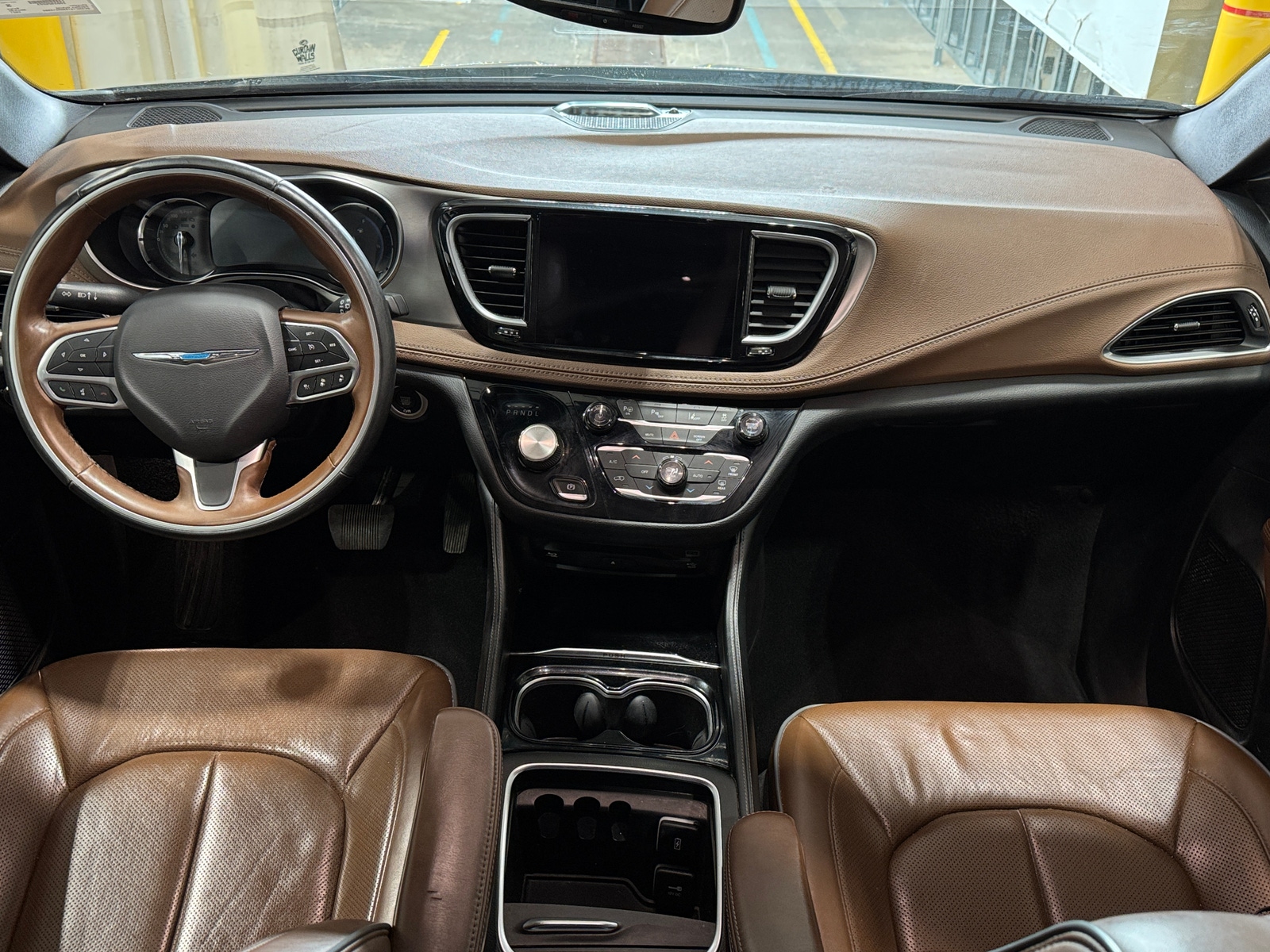 Thumbnail: 2021 Chrysler Pacifica - 2