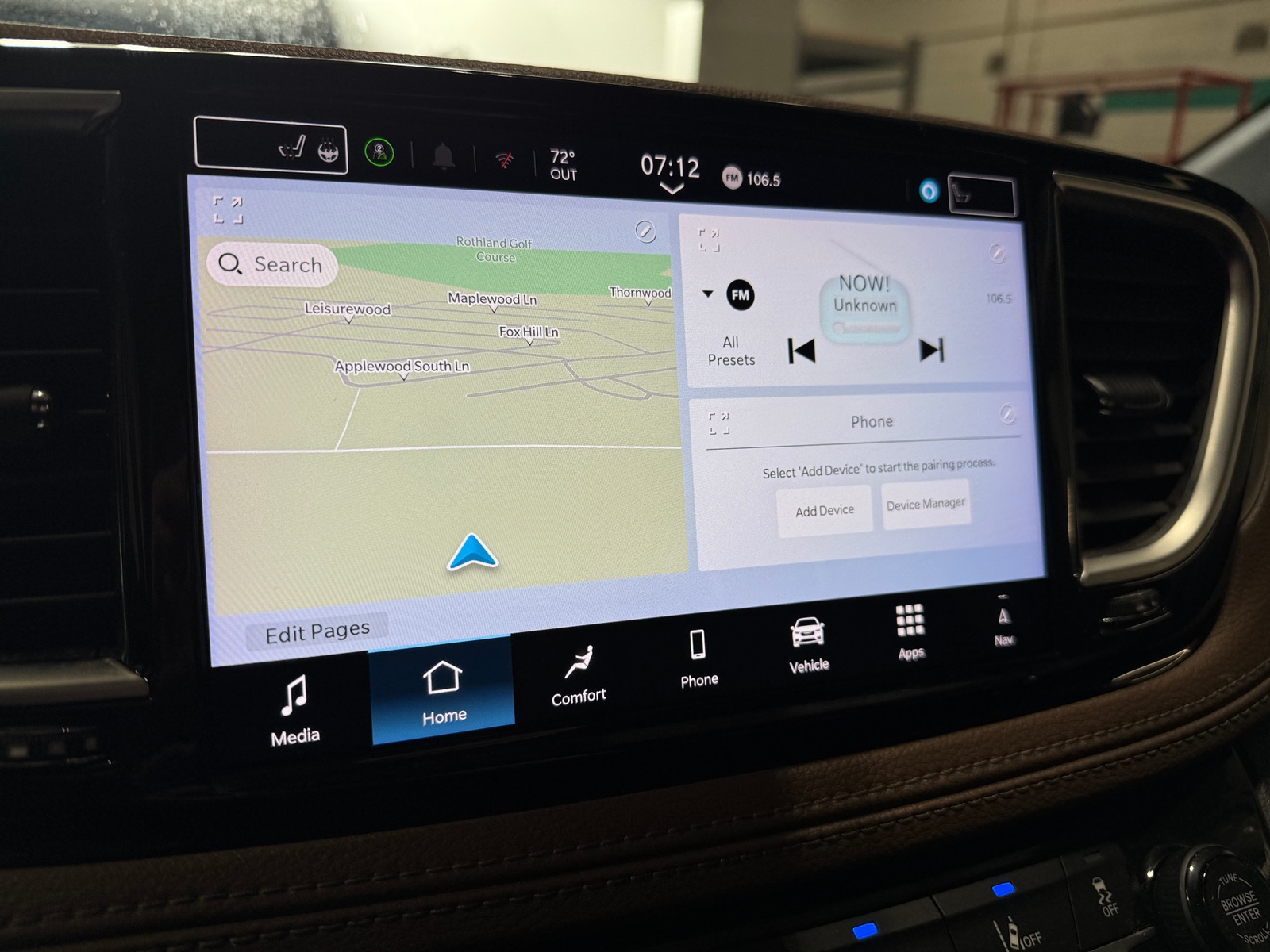 Thumbnail: 2021 Chrysler Pacifica - 3