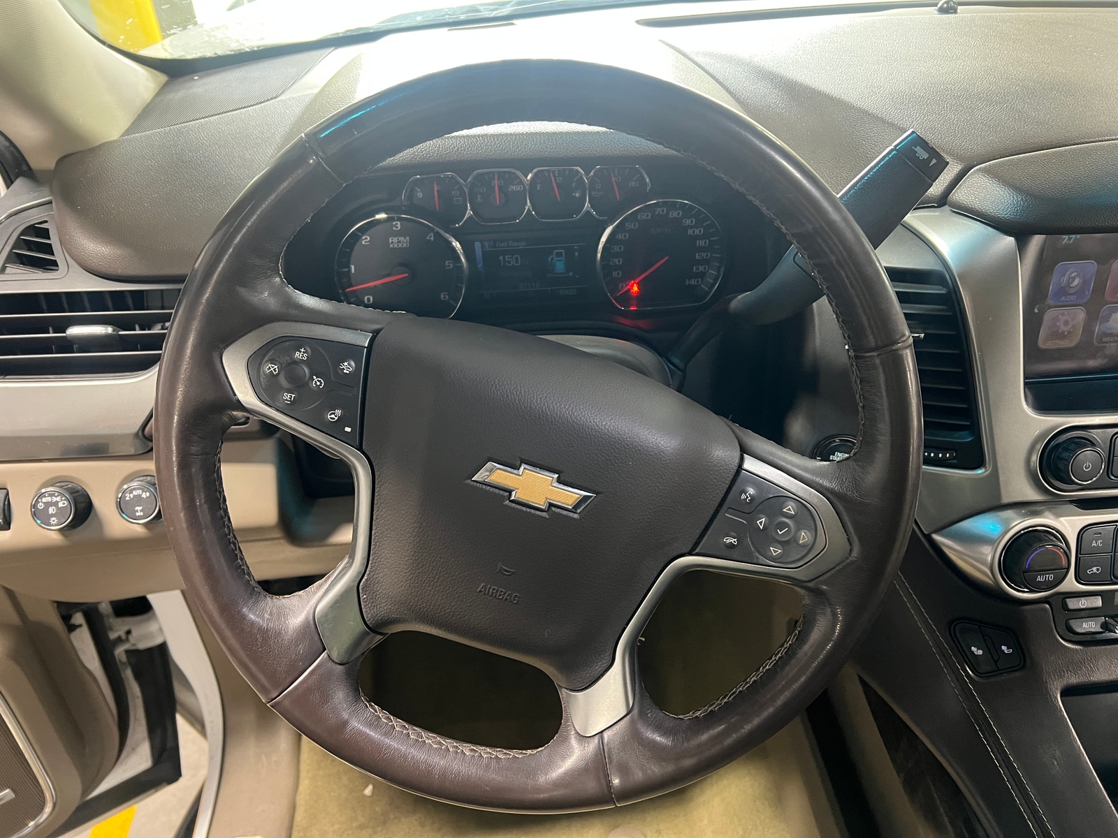 Thumbnail: 2017 Chevrolet Suburban - 4