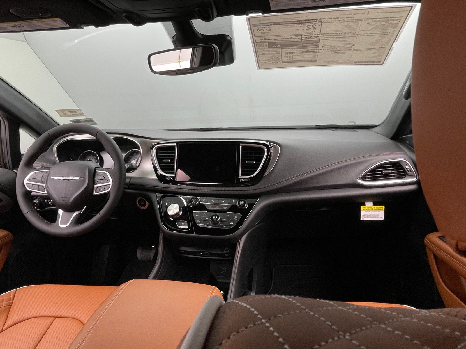 Thumbnail: 2026 Chrysler Pacifica - 2