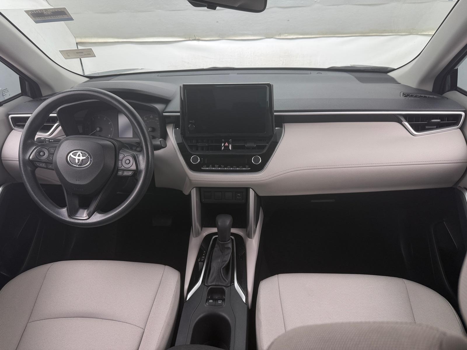 Thumbnail: 2023 Toyota Corolla Cross - 3