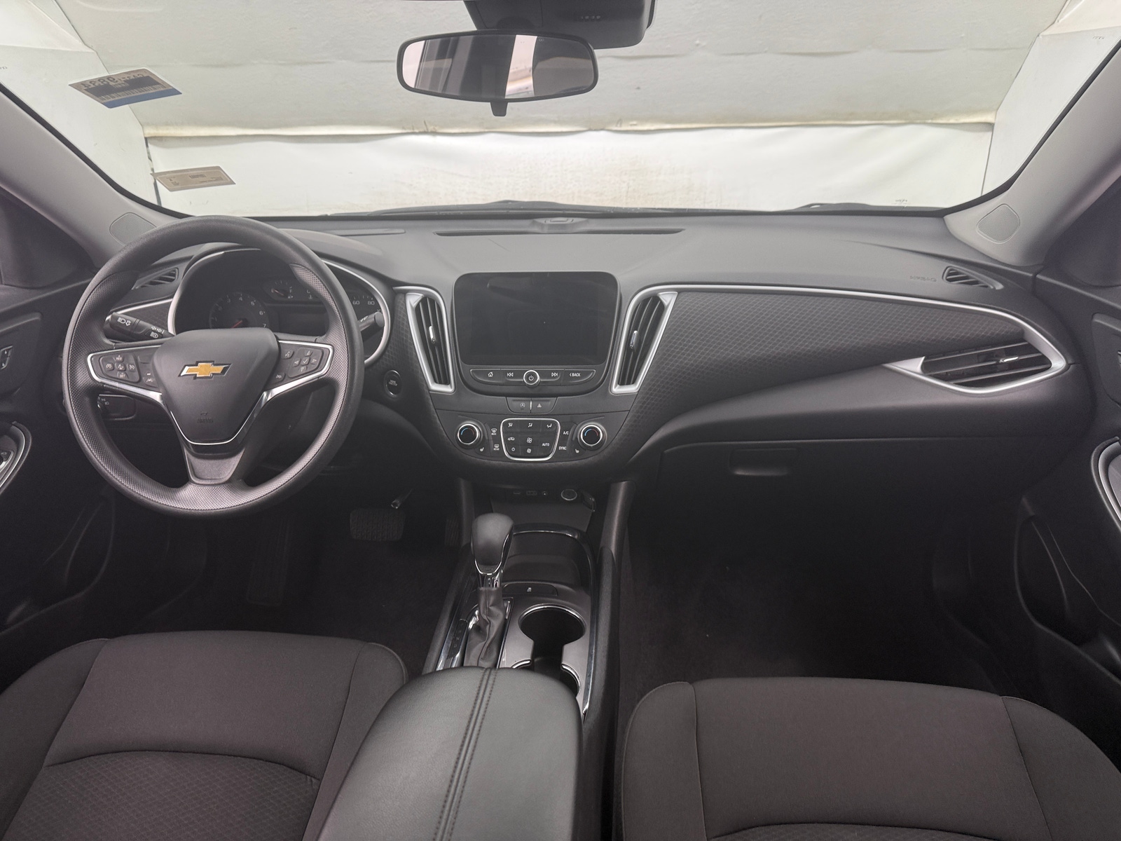 Thumbnail: 2023 Chevrolet Malibu - 3