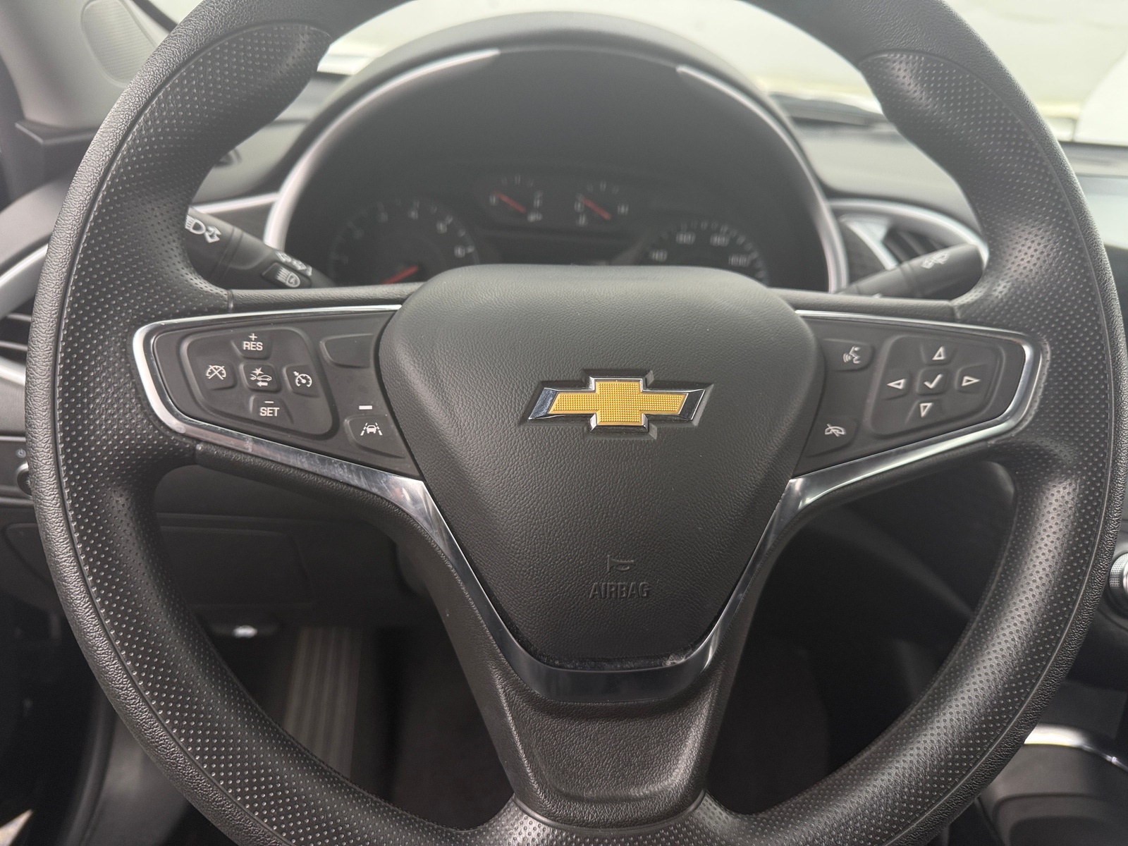 Thumbnail: 2023 Chevrolet Malibu - 5