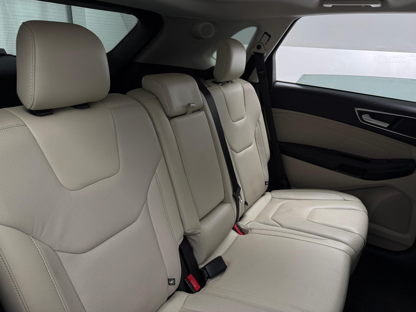 Thumbnail: 2016 Ford Edge - 5