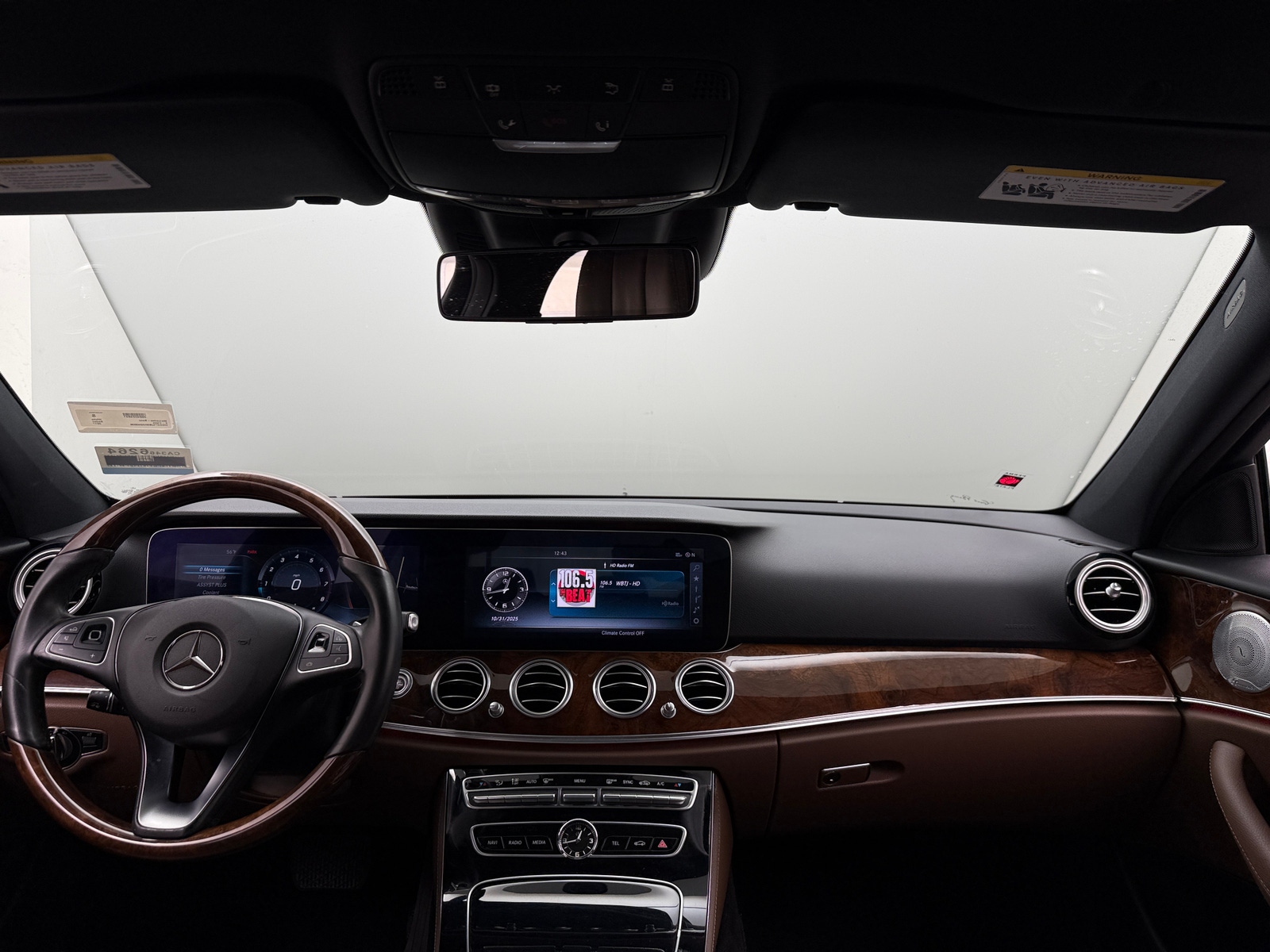 Thumbnail: 2017 Mercedes-Benz E-Class - 2