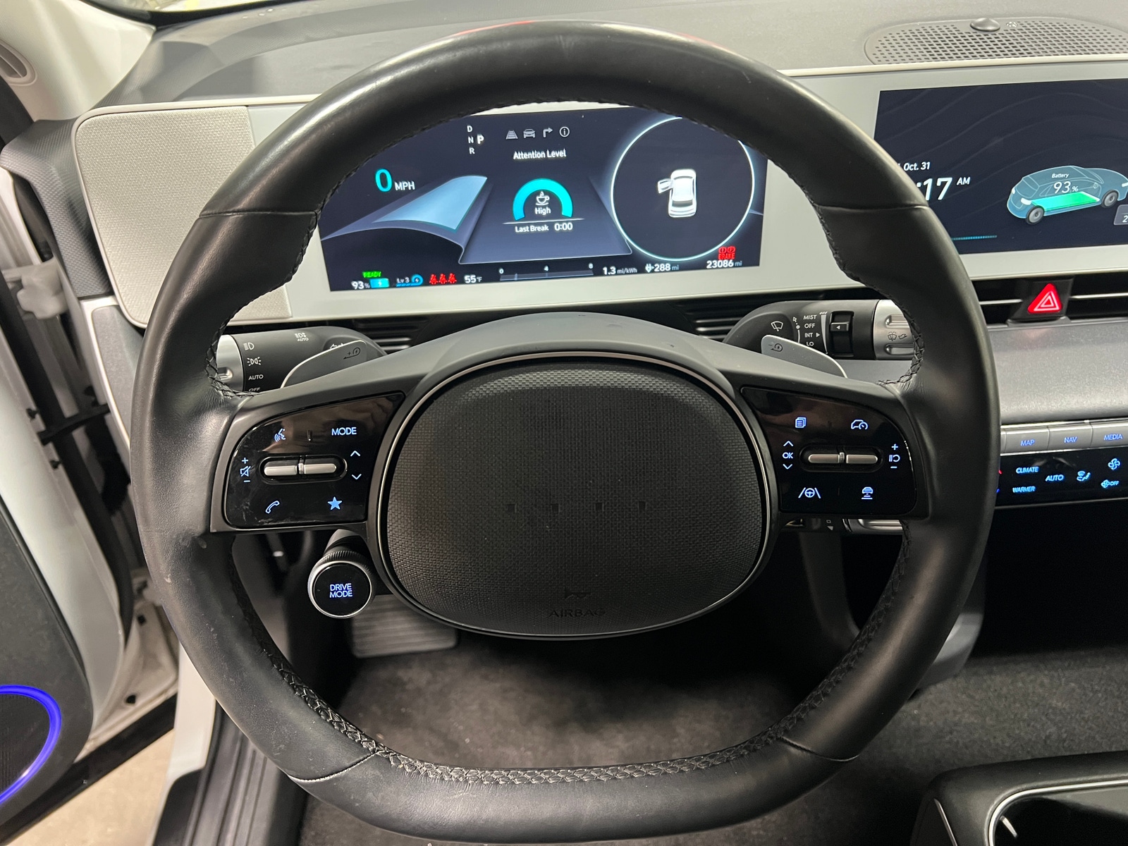 Thumbnail: 2023 Hyundai Ioniq 5 - 4