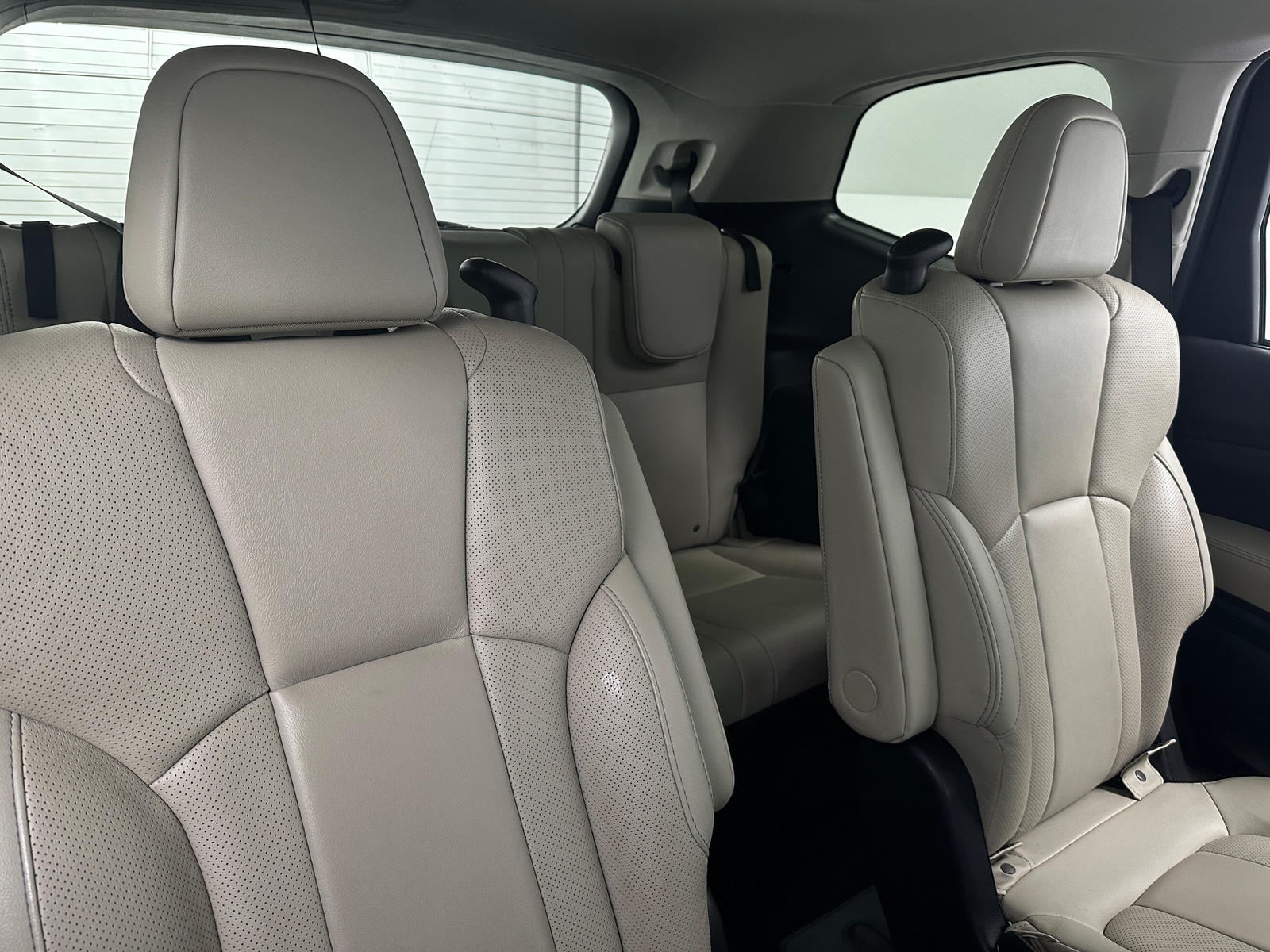 Thumbnail: 2022 Subaru Ascent - 5