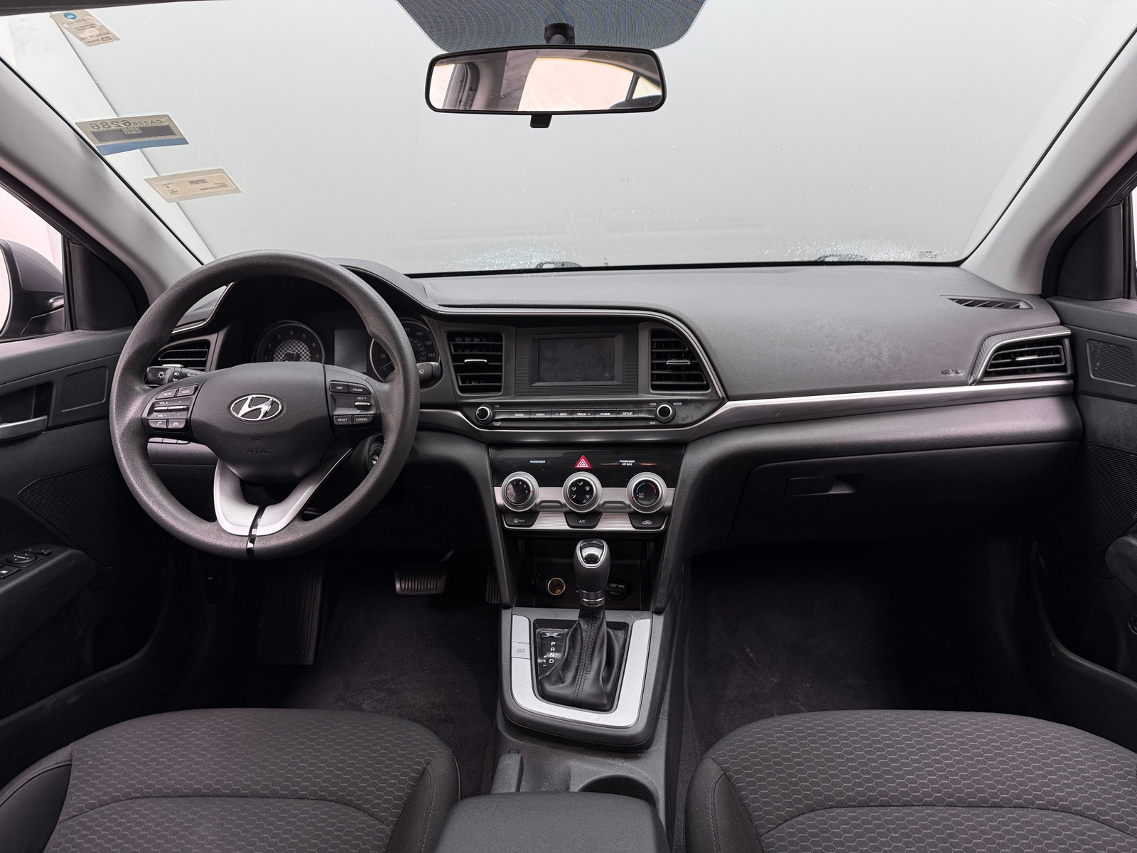 Thumbnail: 2019 Hyundai Elantra - 3