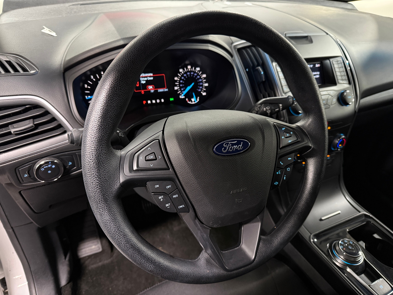 Thumbnail: 2019 Ford Edge - 5