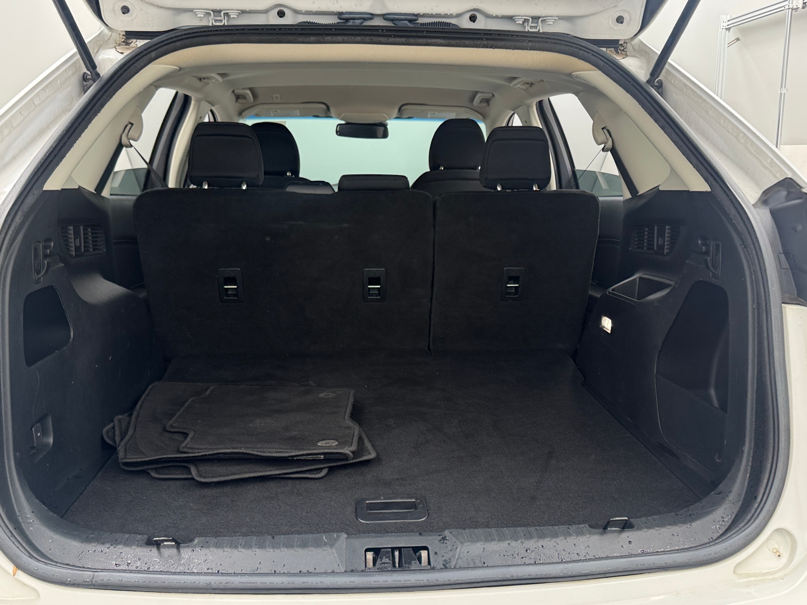 Thumbnail: 2019 Ford Edge - 7