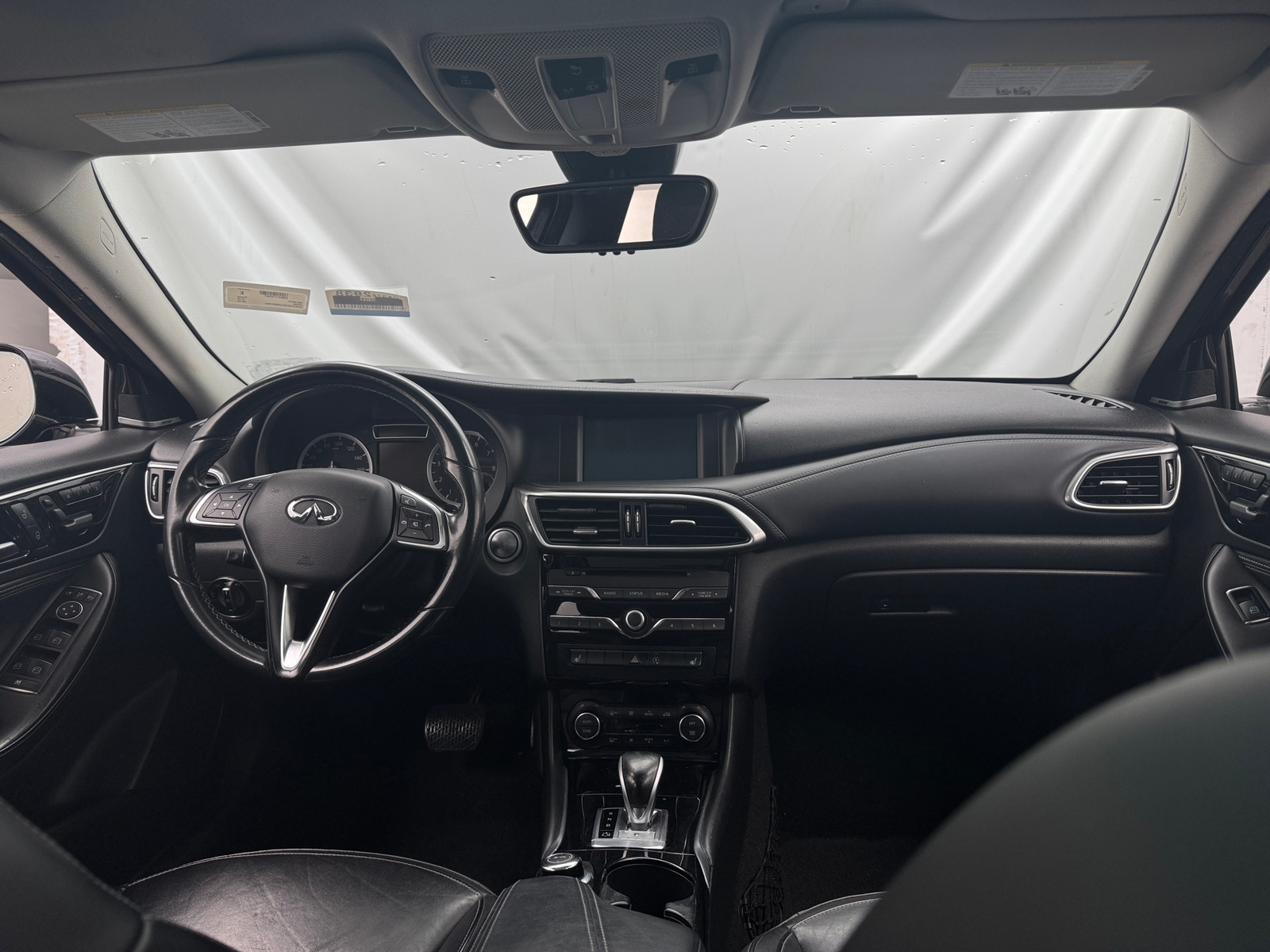 Thumbnail: 2018 INFINITI QX30 - 2