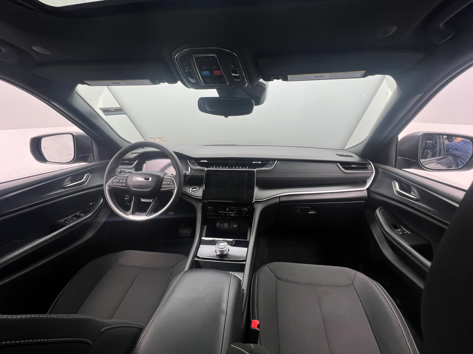 Thumbnail: 2024 Jeep Grand Cherokee L - 3