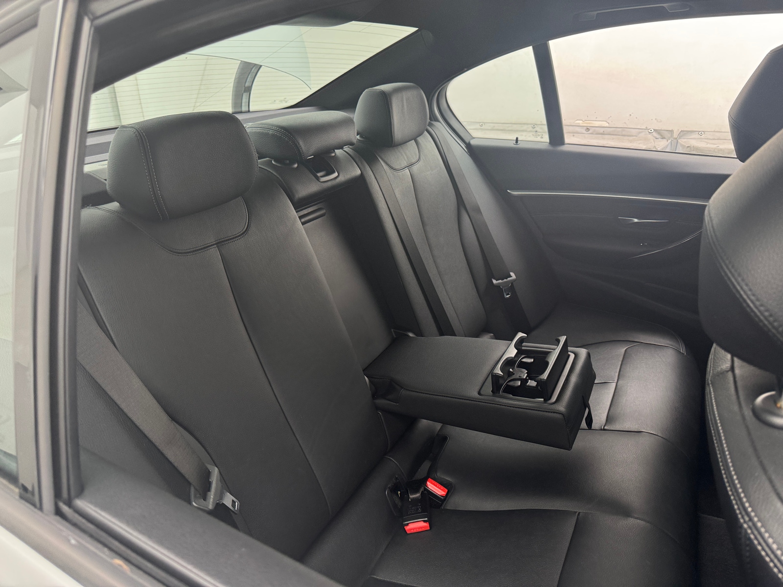 Thumbnail: 2016 BMW 3 Series - 5