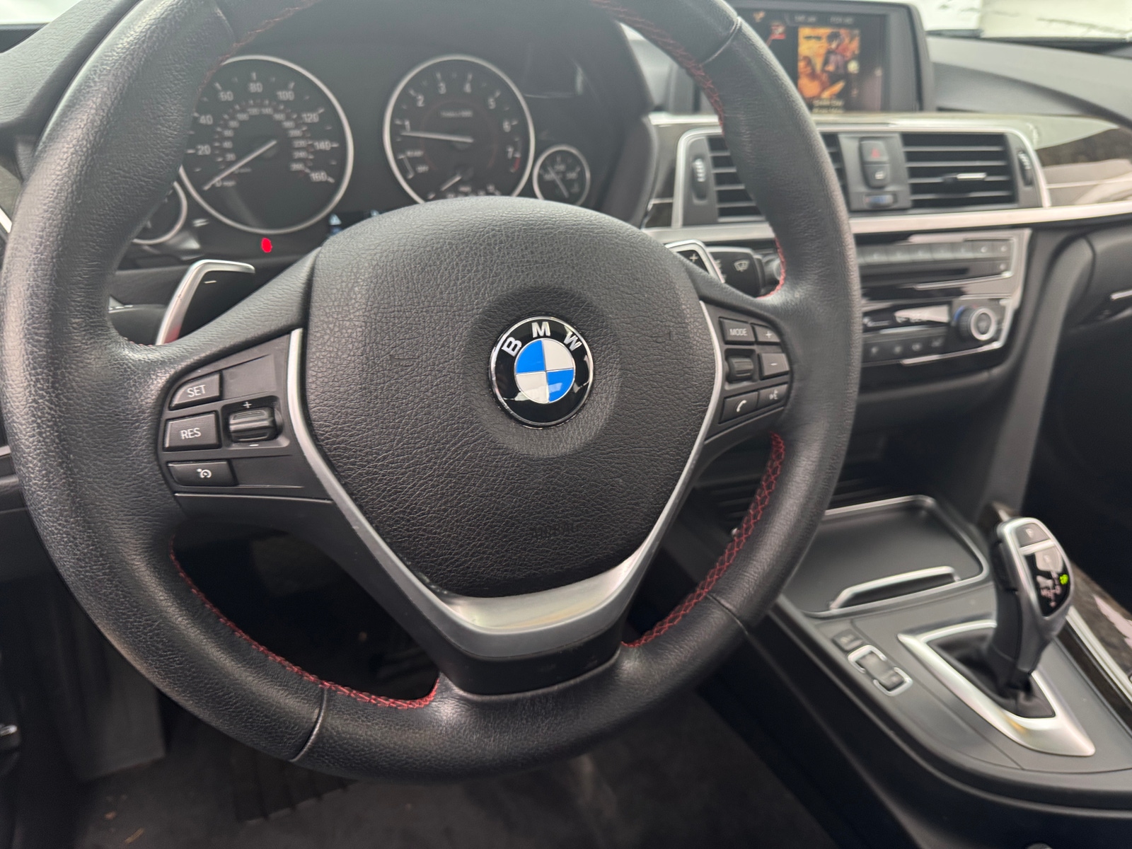 Thumbnail: 2016 BMW 3 Series - 4