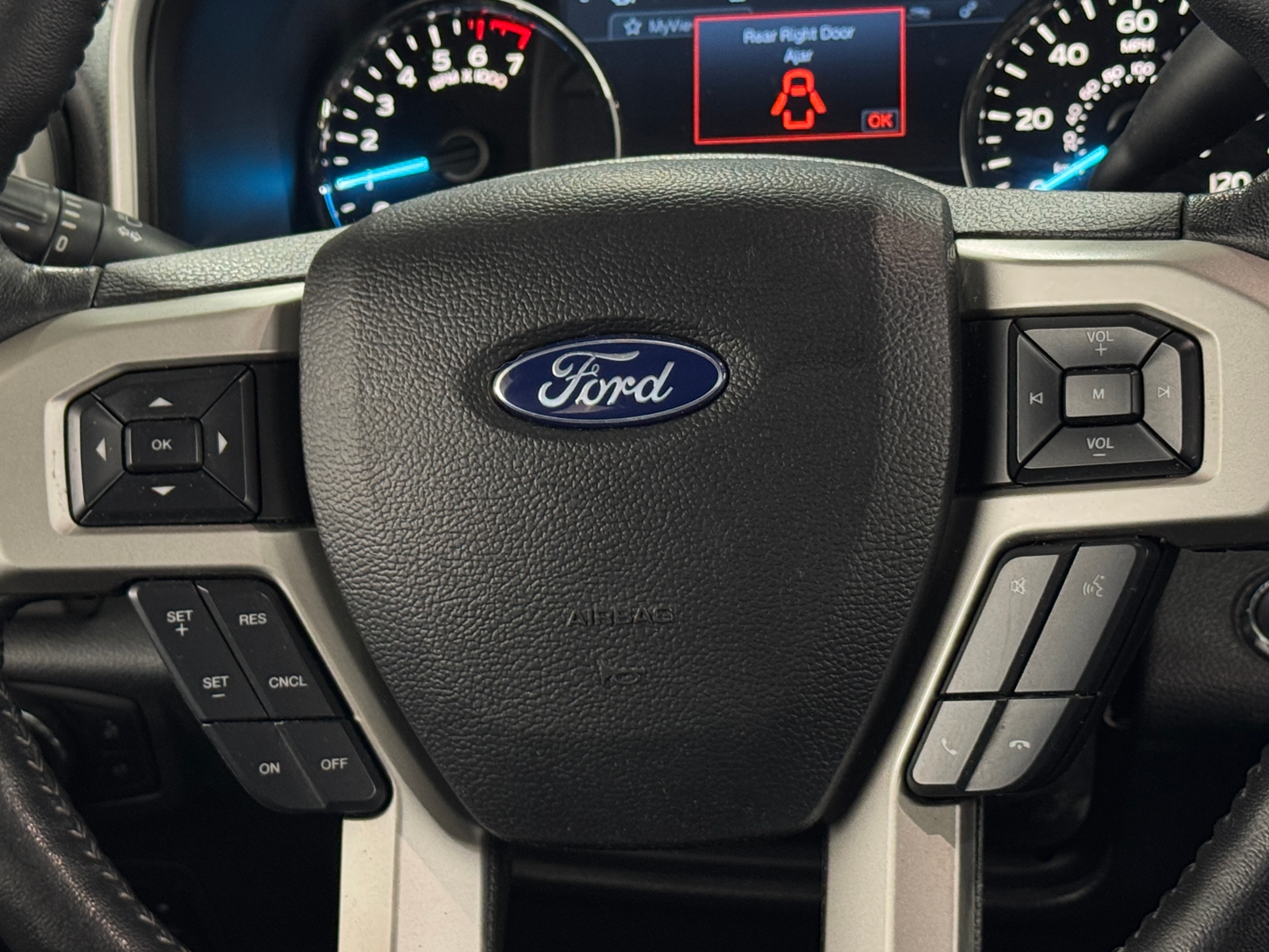 Thumbnail: 2018 Ford Econoline - 4