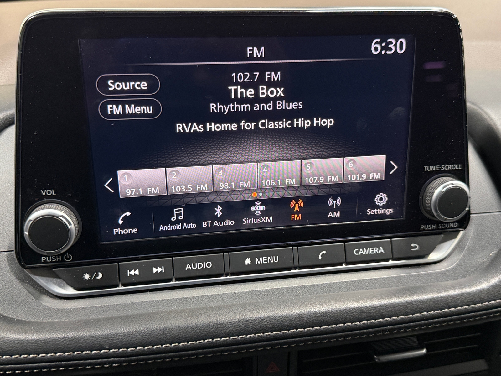 Thumbnail: 2023 Nissan Rogue - 4