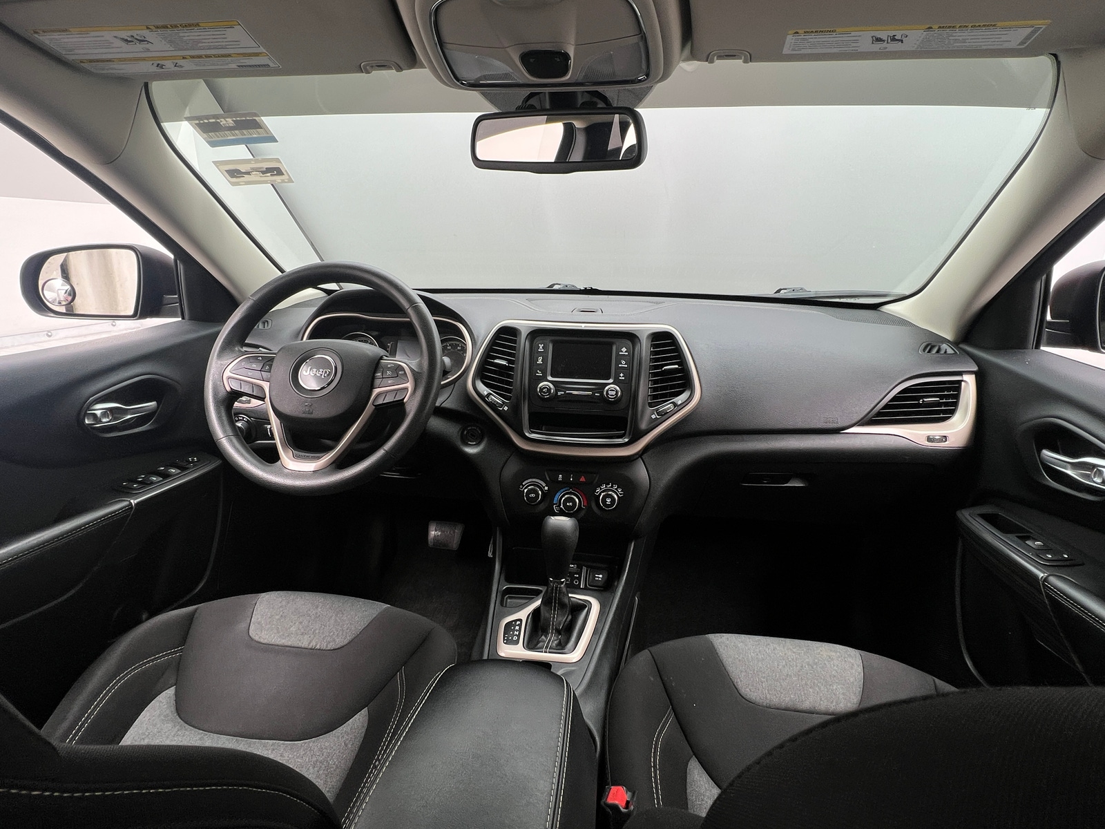 Thumbnail: 2015 Jeep Cherokee - 3