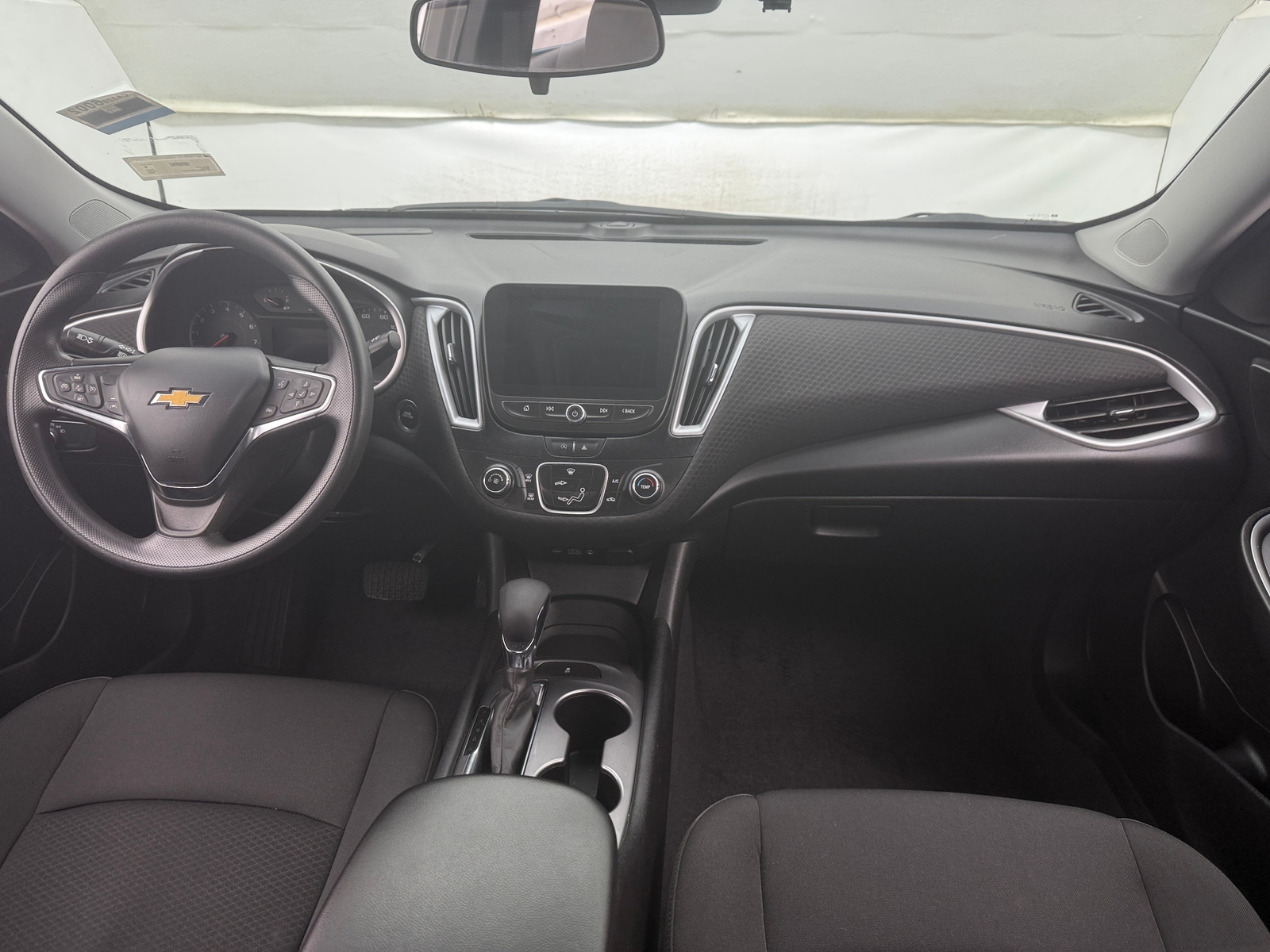 Thumbnail: 2023 Chevrolet Malibu - 3