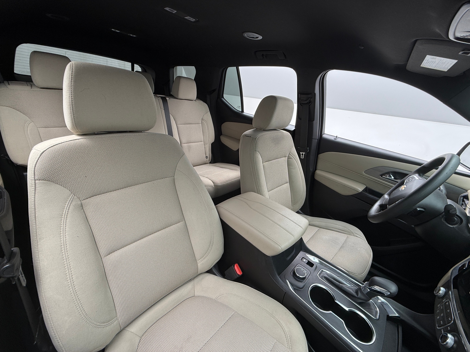 Thumbnail: 2023 Chevrolet Traverse - 2