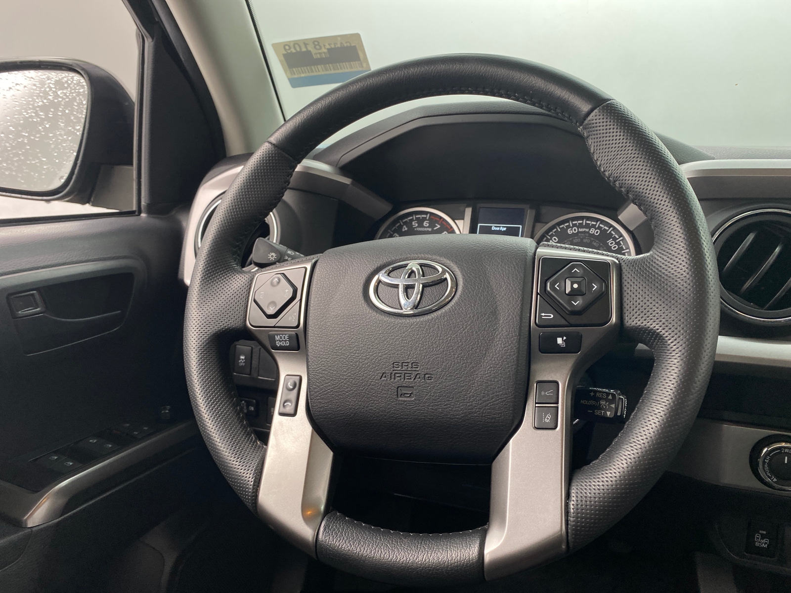 Thumbnail: 2022 Toyota Tacoma - 5