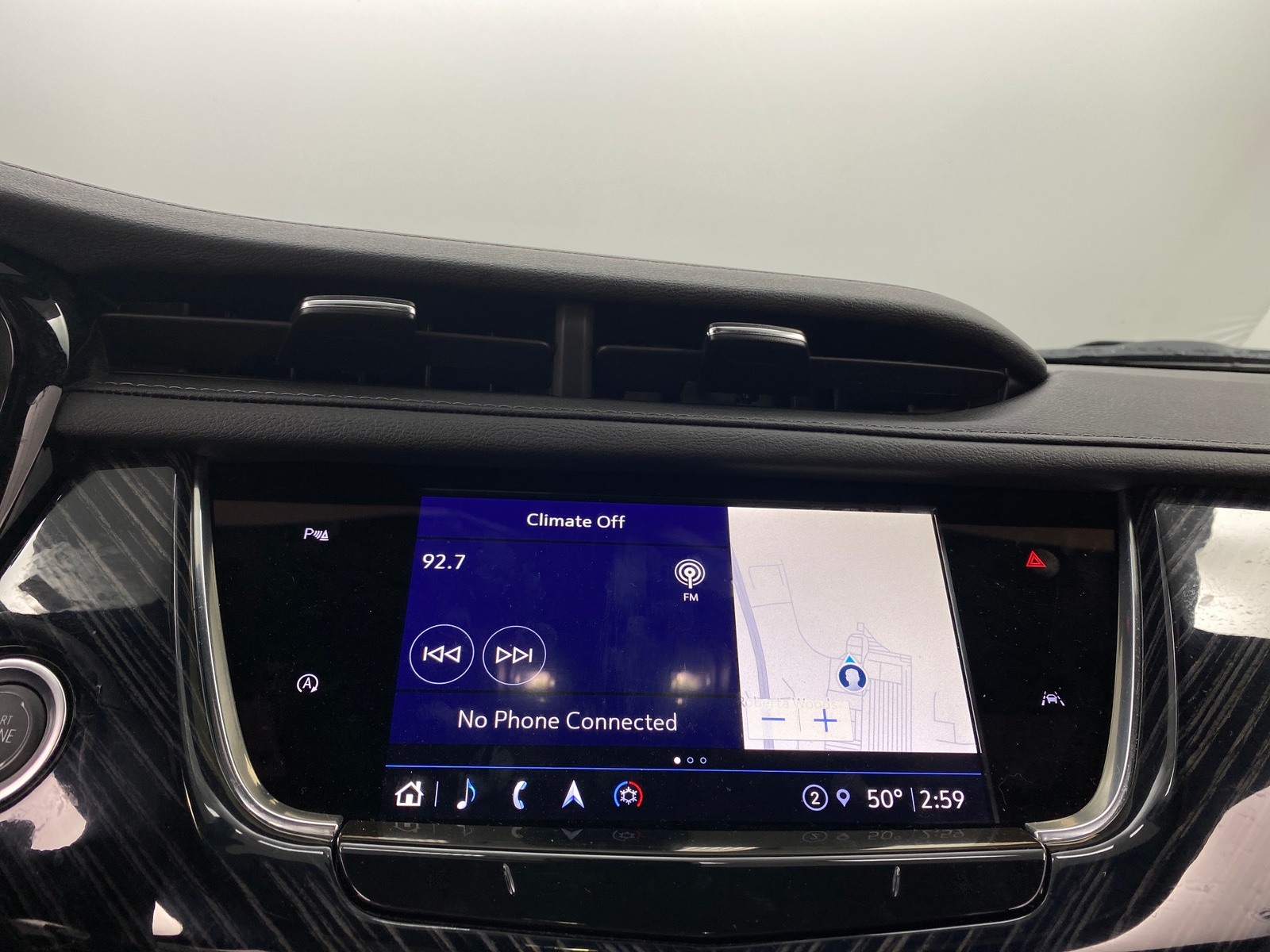 Thumbnail: 2025 Cadillac XT6 - 3