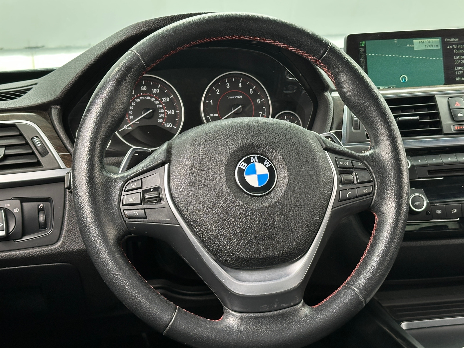 Thumbnail: 2016 BMW 3 Series - 4