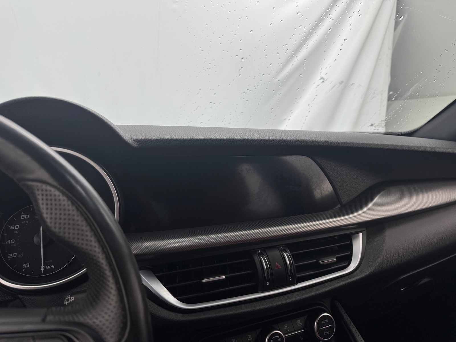 Thumbnail: 2022 Alfa Romeo Stelvio - 3