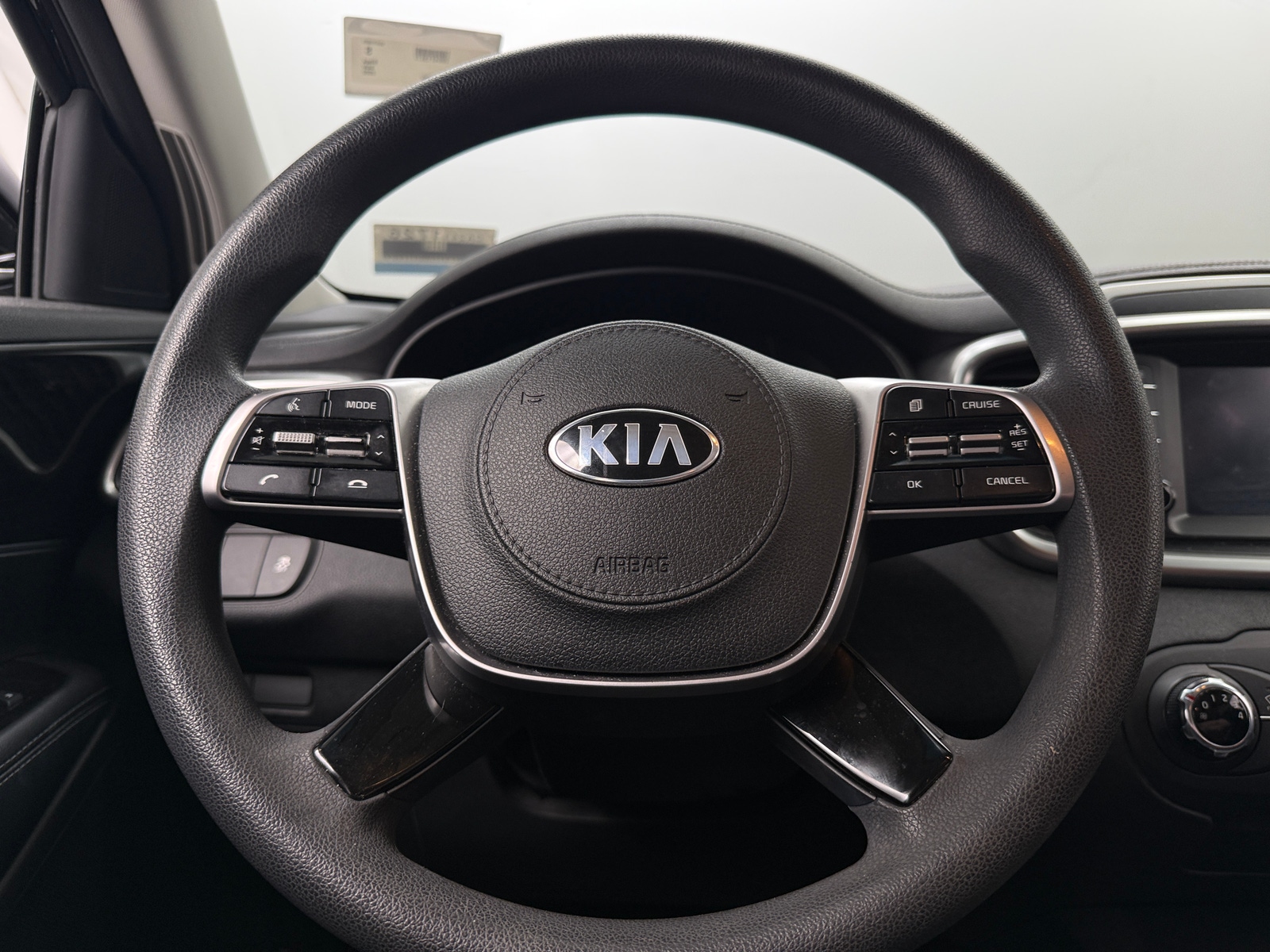 Thumbnail: 2020 Kia Sorento - 5