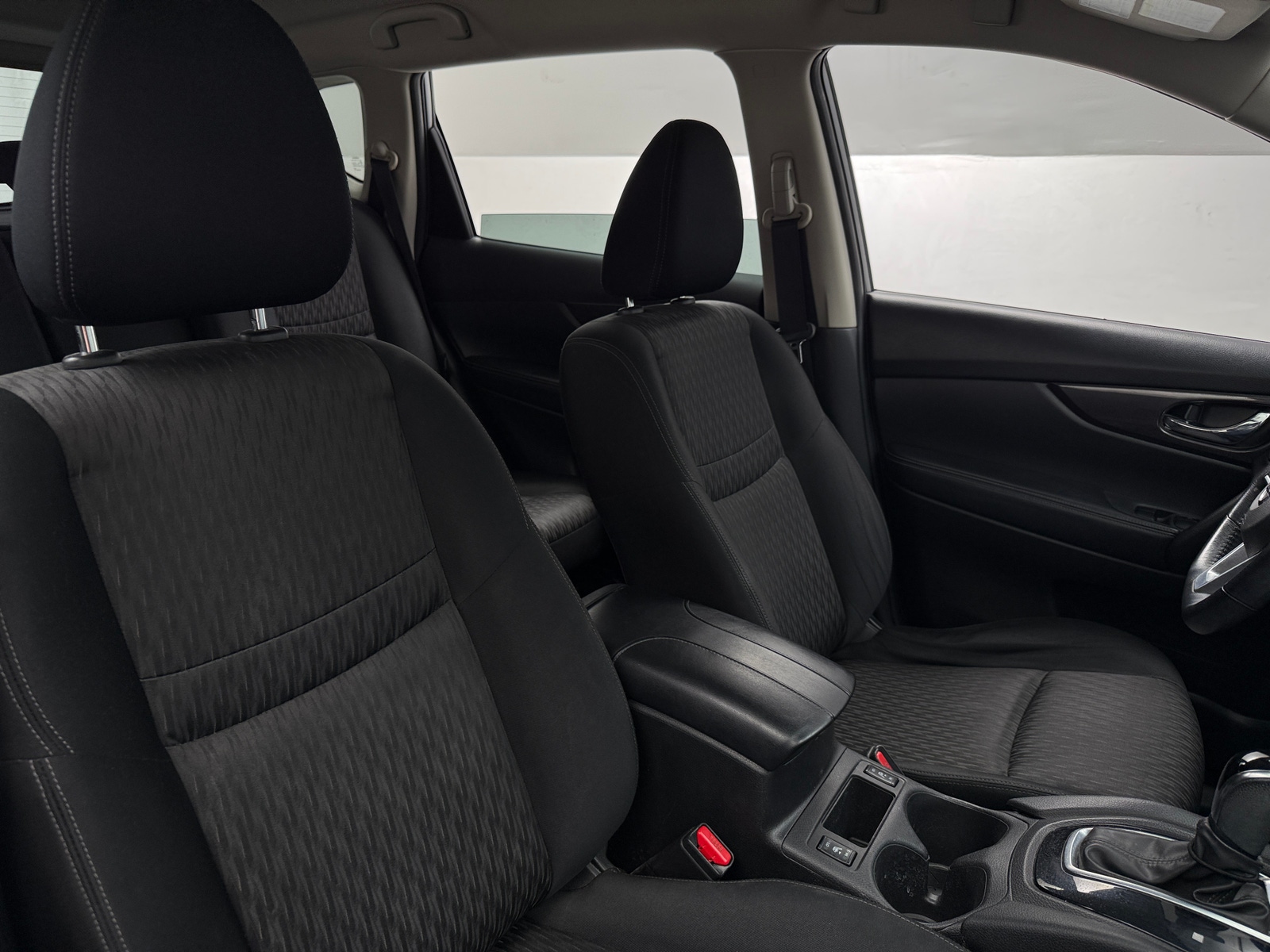 Thumbnail: 2019 Nissan Rogue - 2