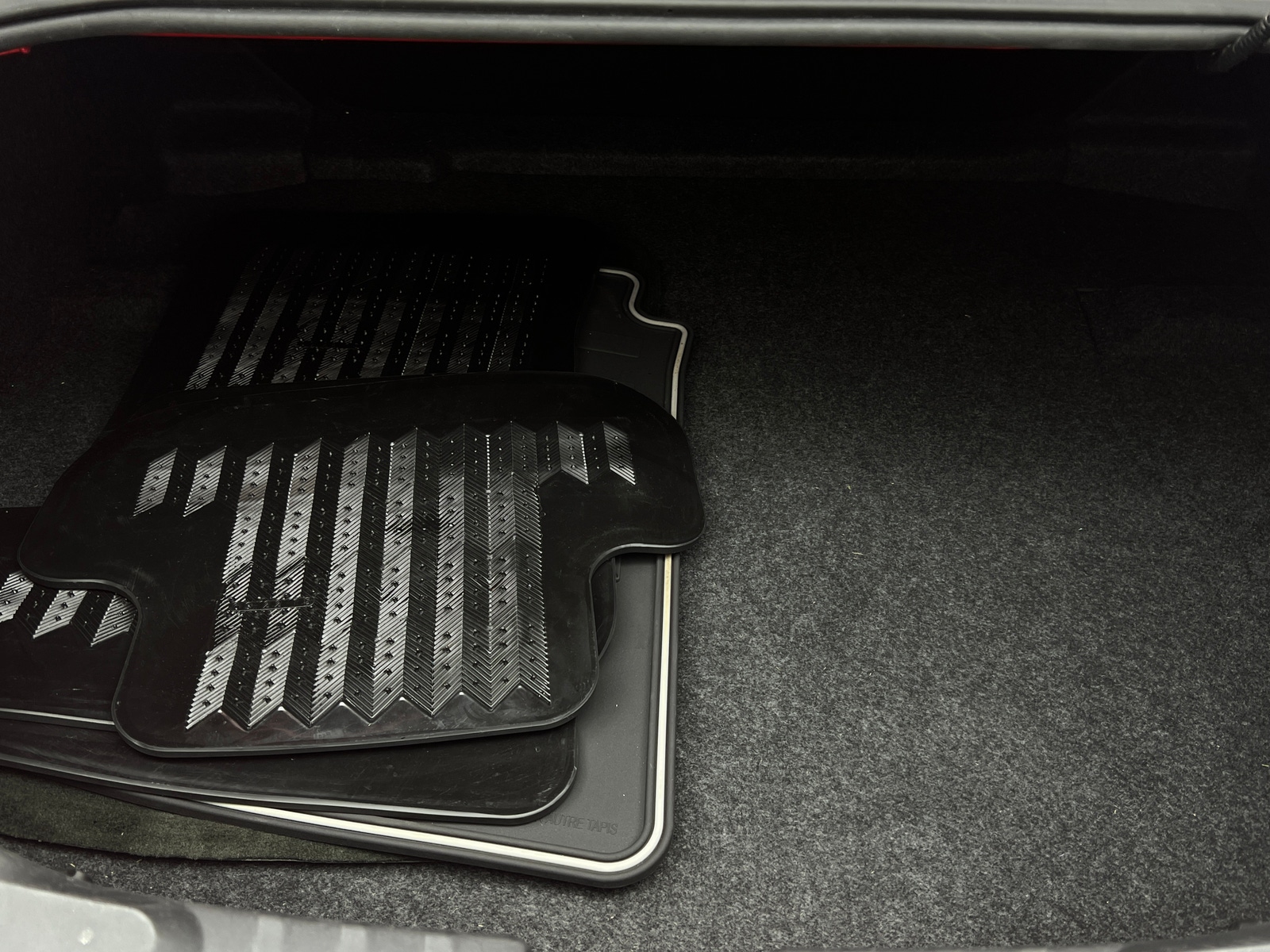 Thumbnail: 2015 Chevrolet Camaro - 5