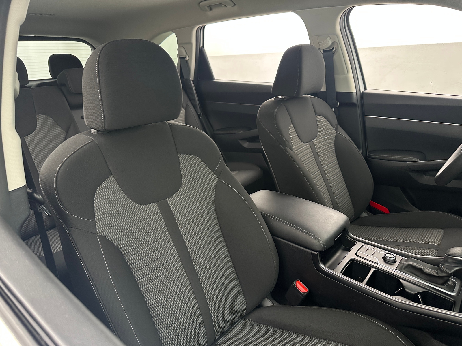 Thumbnail: 2023 Kia Sorento - 2