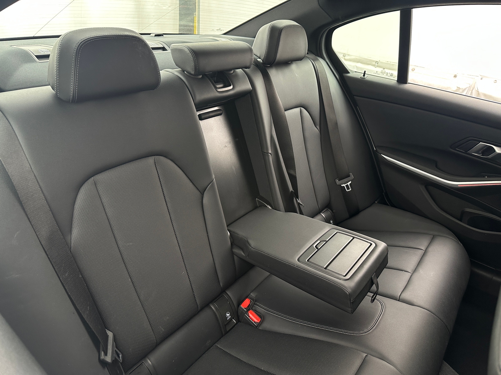 Thumbnail: 2025 BMW 3 Series - 5