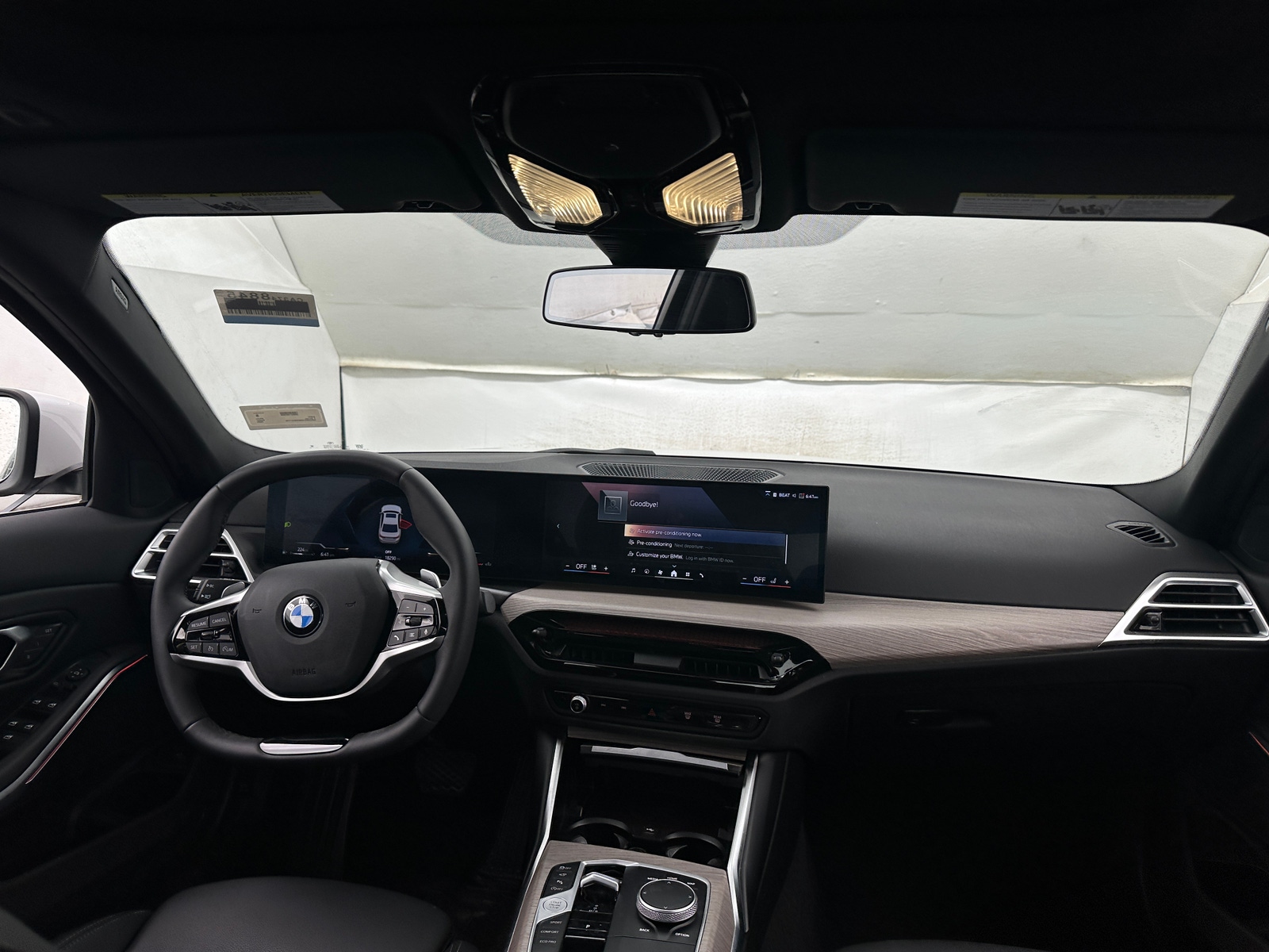 Thumbnail: 2025 BMW 3 Series - 2