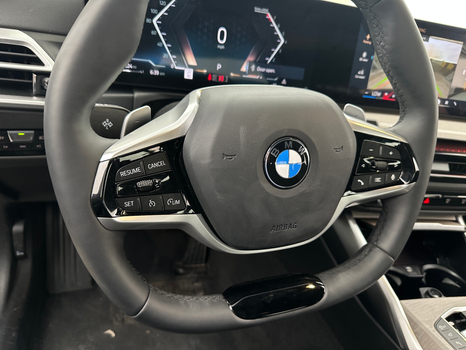 Thumbnail: 2025 BMW 3 Series - 4