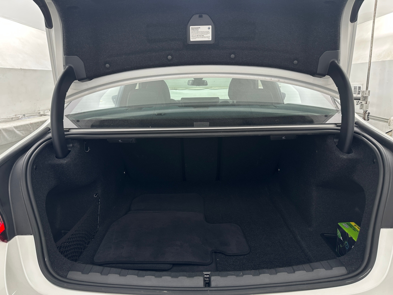 Thumbnail: 2025 BMW 3 Series - 6