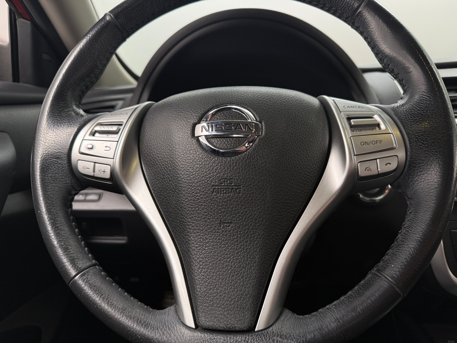 Thumbnail: 2017 Nissan Altima - 5