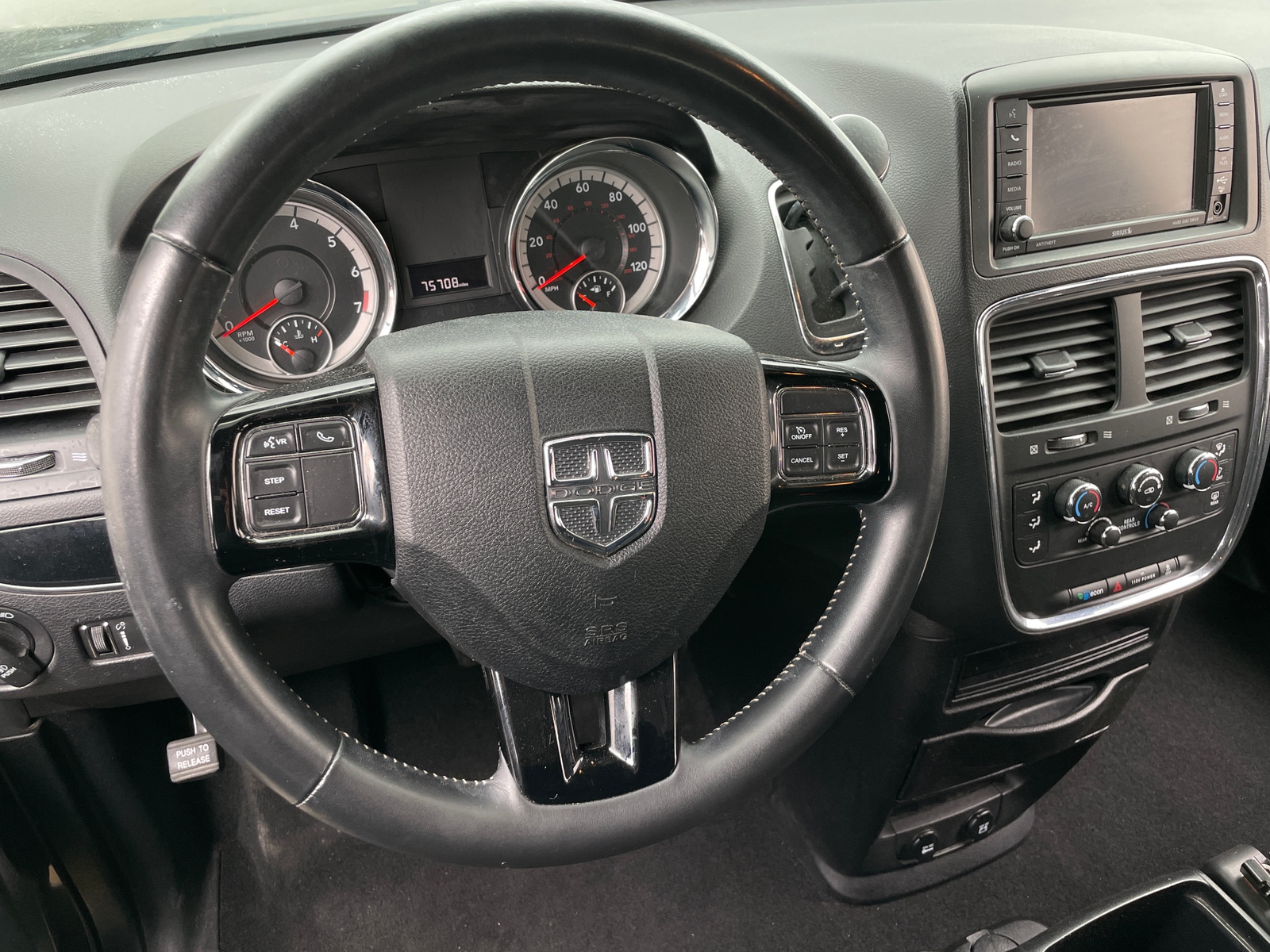 Thumbnail: 2018 Dodge Grand Caravan - 5